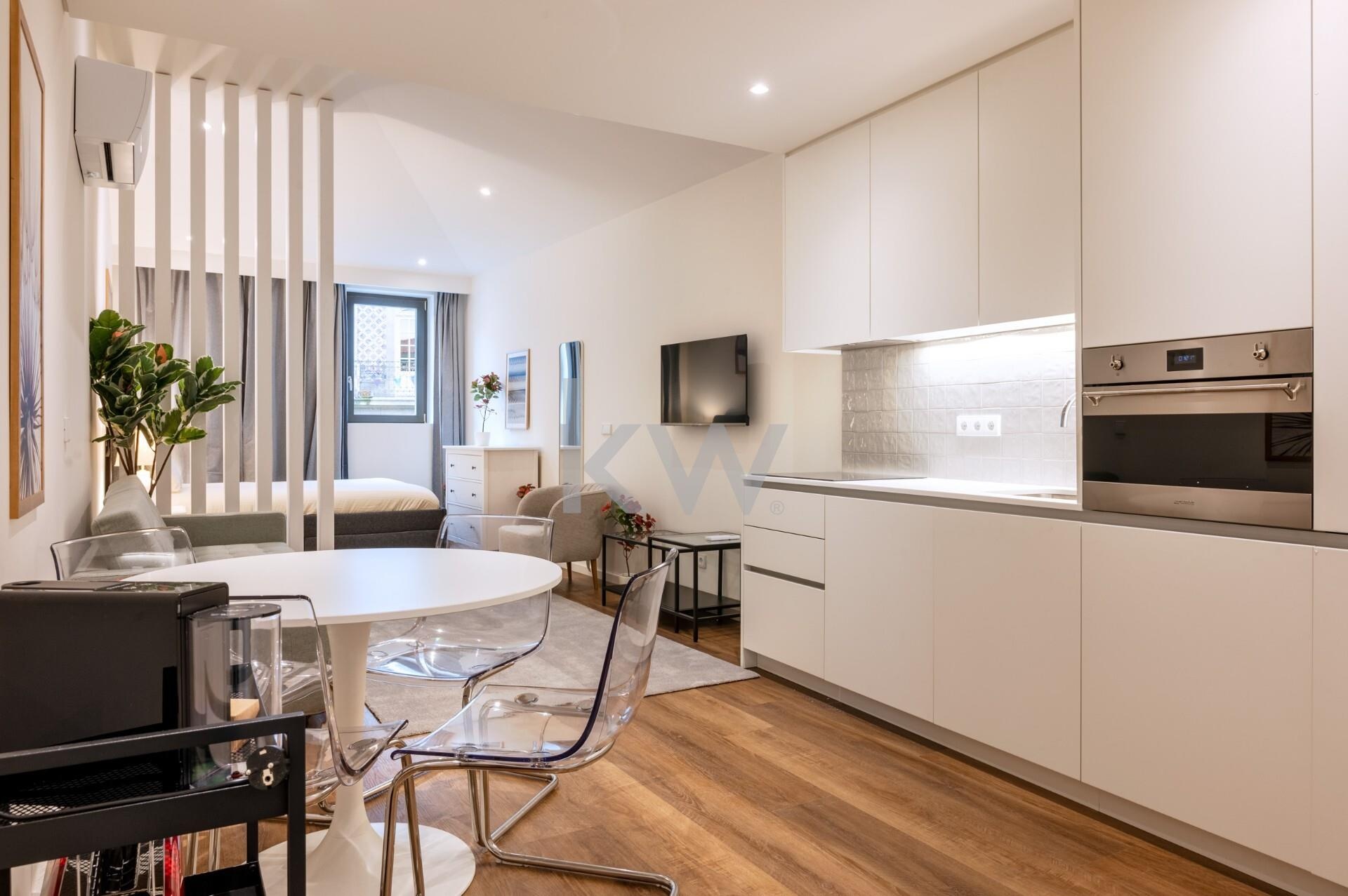 Apartamento T2 à Venda em Porto - Portugal - 2