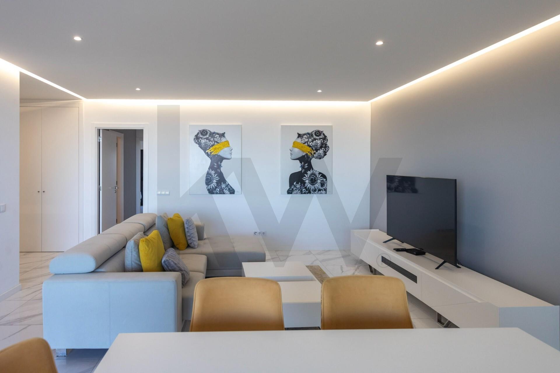 Apartamento T2 à Venda em Praia da Rocha - Portugal - 5