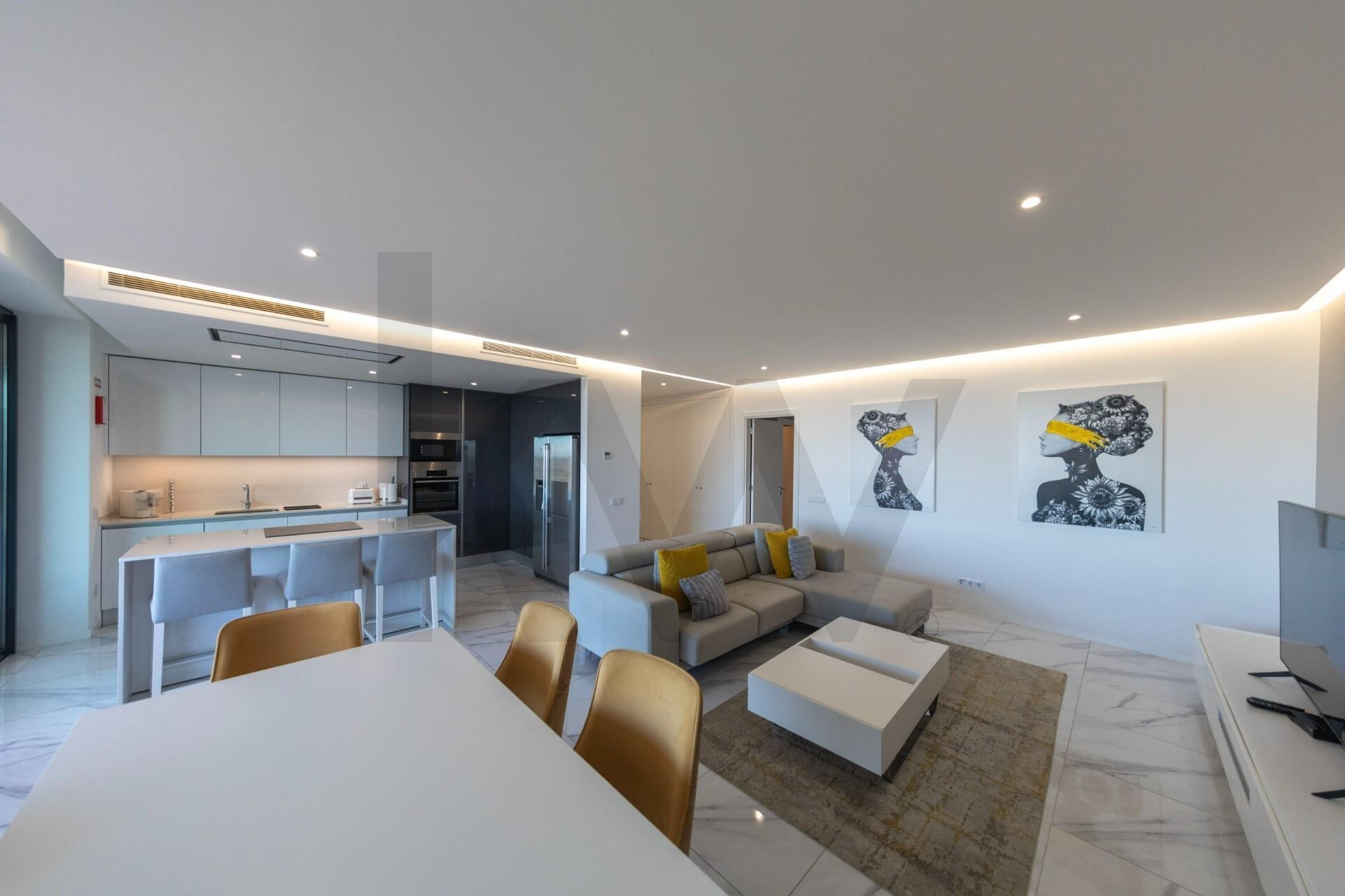 Apartamento T2 à Venda em Praia da Rocha - Portugal - 6