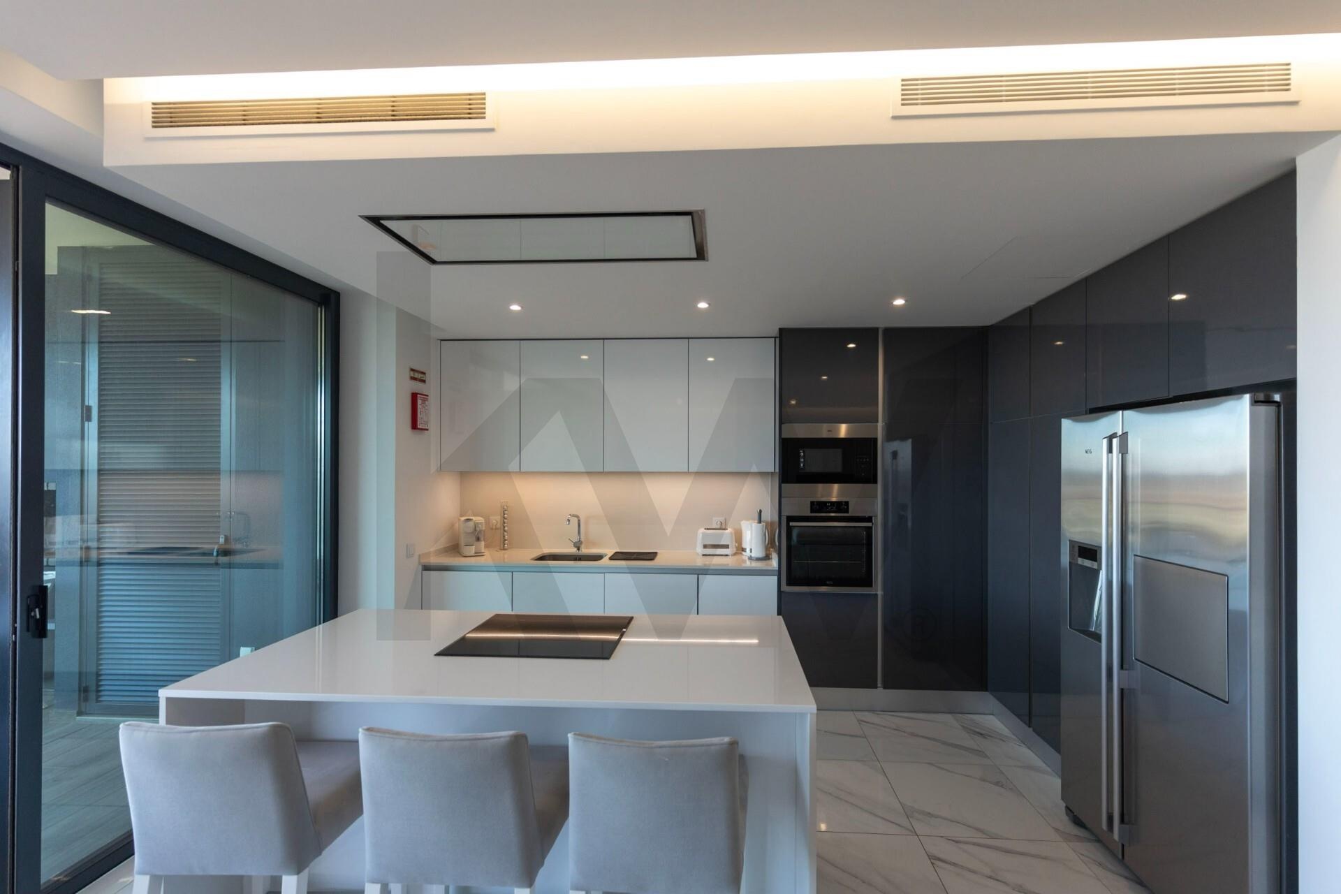 Apartamento T2 à Venda em Praia da Rocha - Portugal - 8