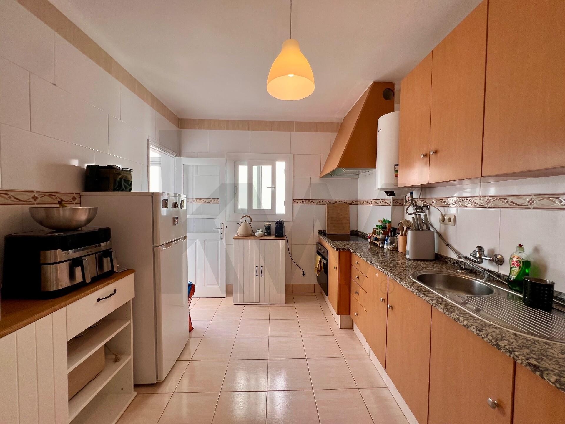 Apartamento T2 à Venda em Praia da Rocha - Portugal - 3