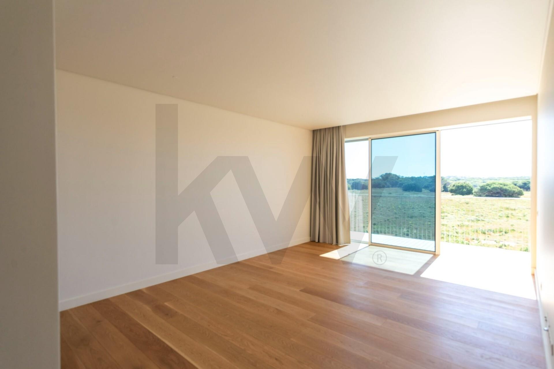 Apartamento T2 à Venda em Quarteira - Algarve - Portugal - 4