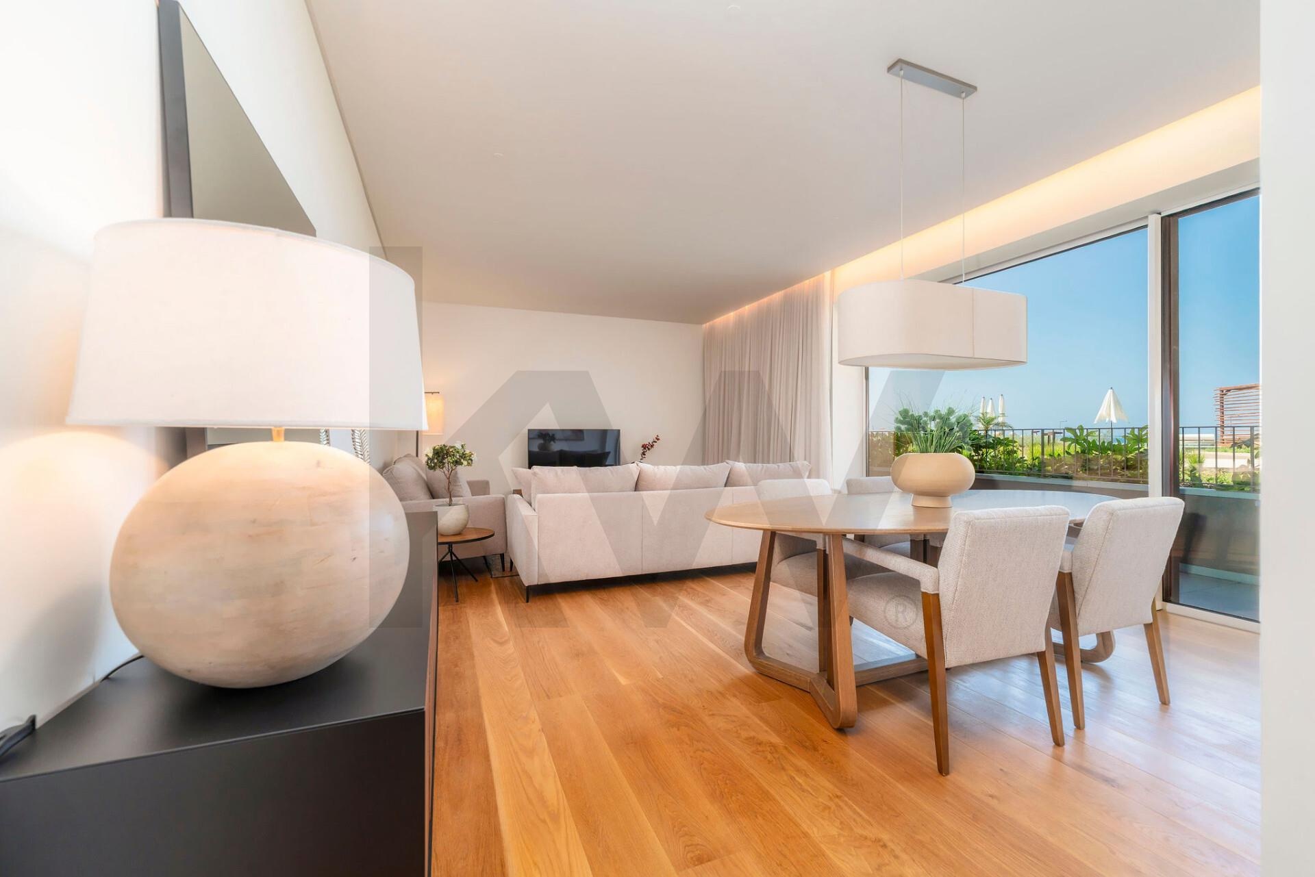 Apartamento T2 à Venda em Quarteira - Algarve - Portugal - 1