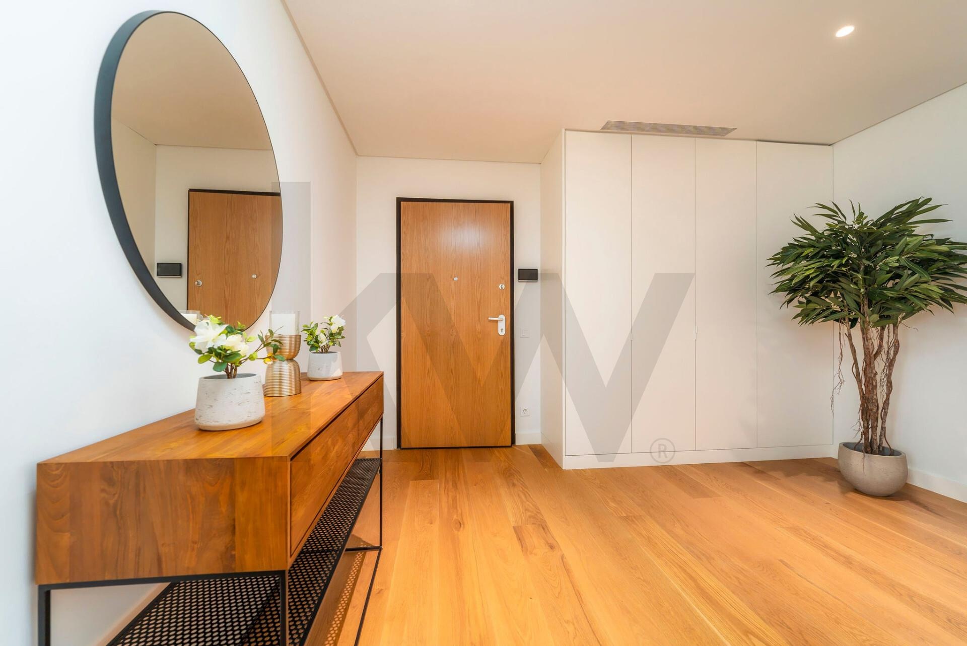Apartamento T2 à Venda em Quarteira - Algarve - Portugal - 3