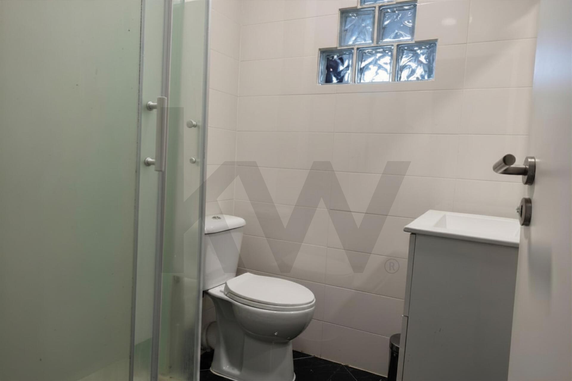 2 Bedroom Home for Sale in Queluz - Lisbon - Portugal - 8