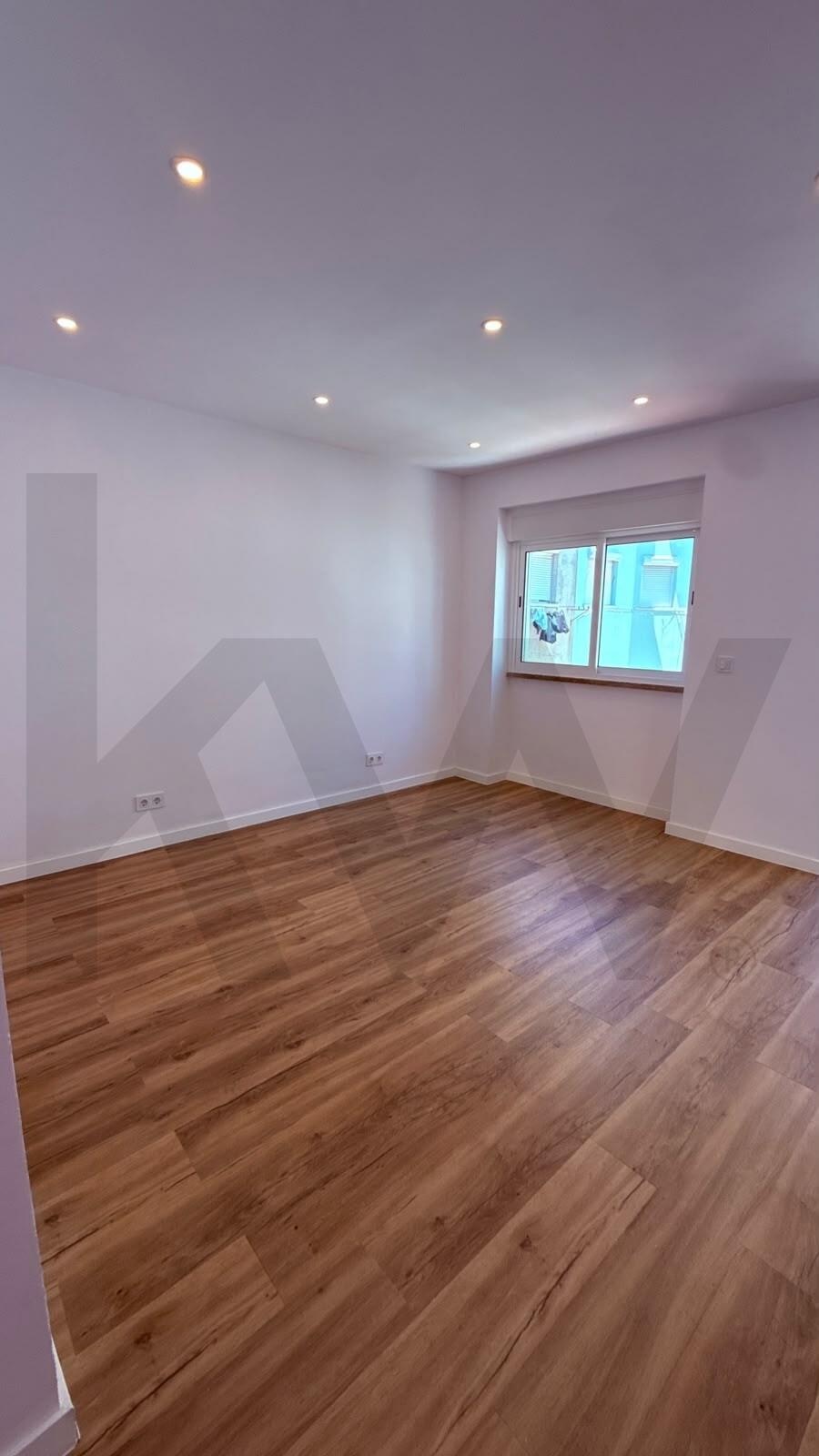 2 Bedroom Home for Sale in Queluz - Lisbon - Portugal - 1