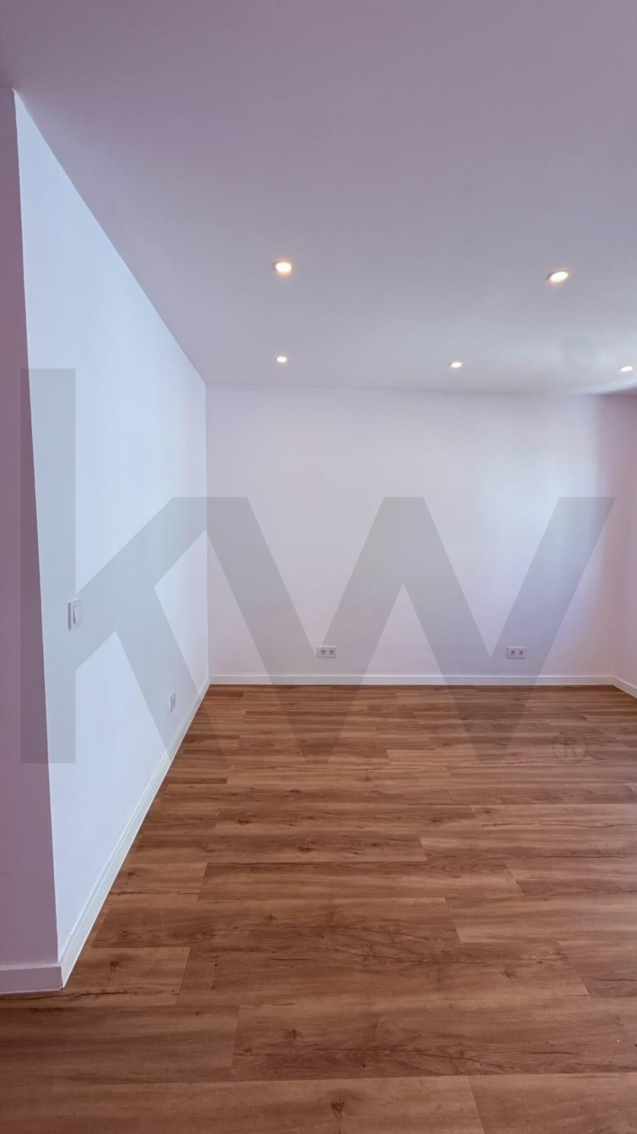 2 Bedroom Home for Sale in Queluz - Lisbon - Portugal - 2