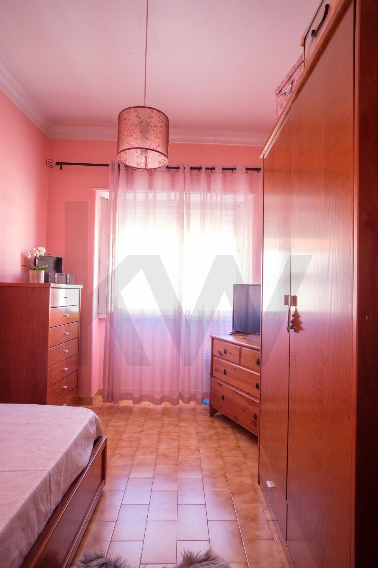 2 Bedroom Home for Sale in Queluz - Lisbon - Portugal - 5