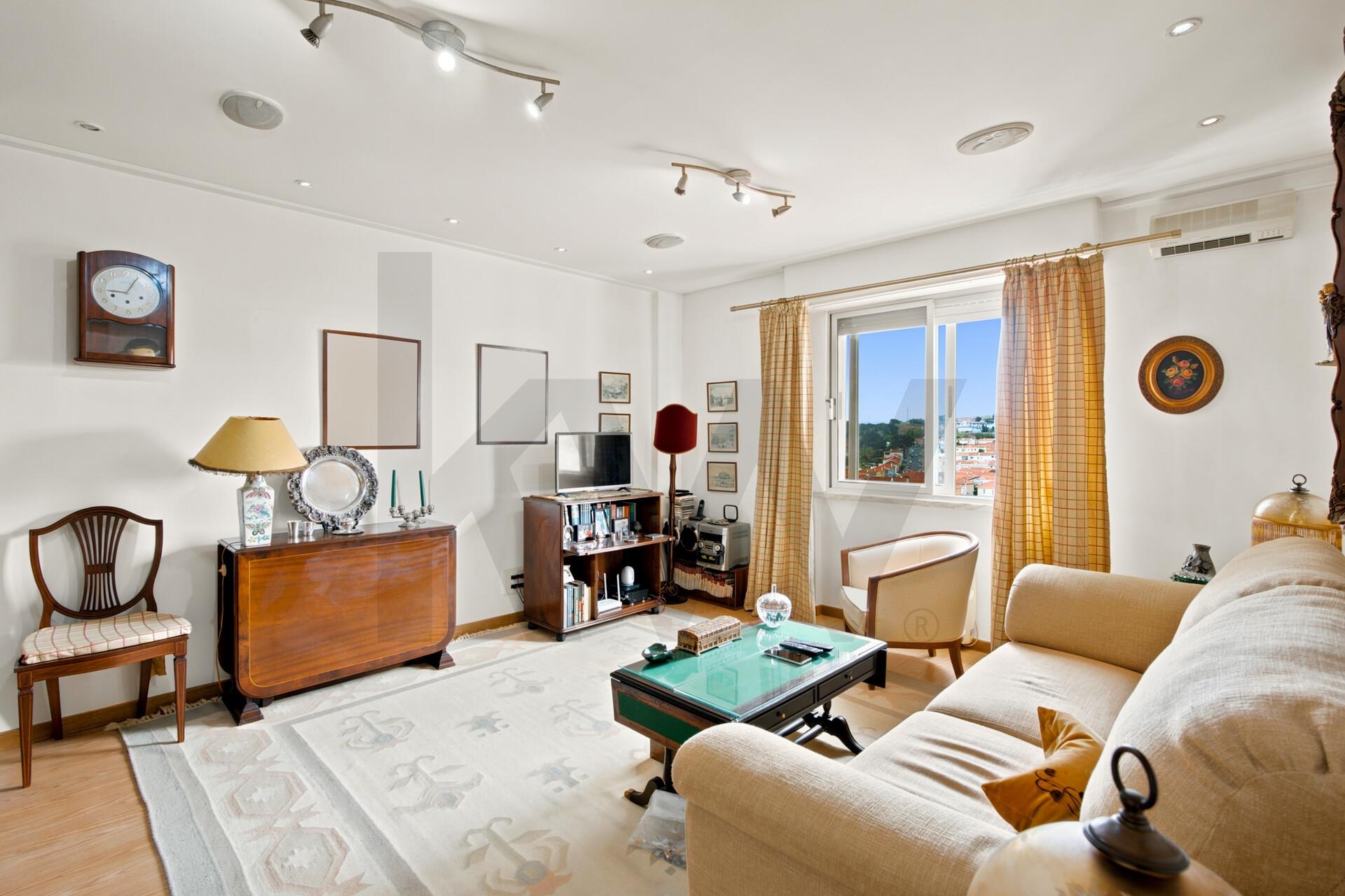2 Bedroom Home for Sale in Queluz - Lisbon - Portugal - 1