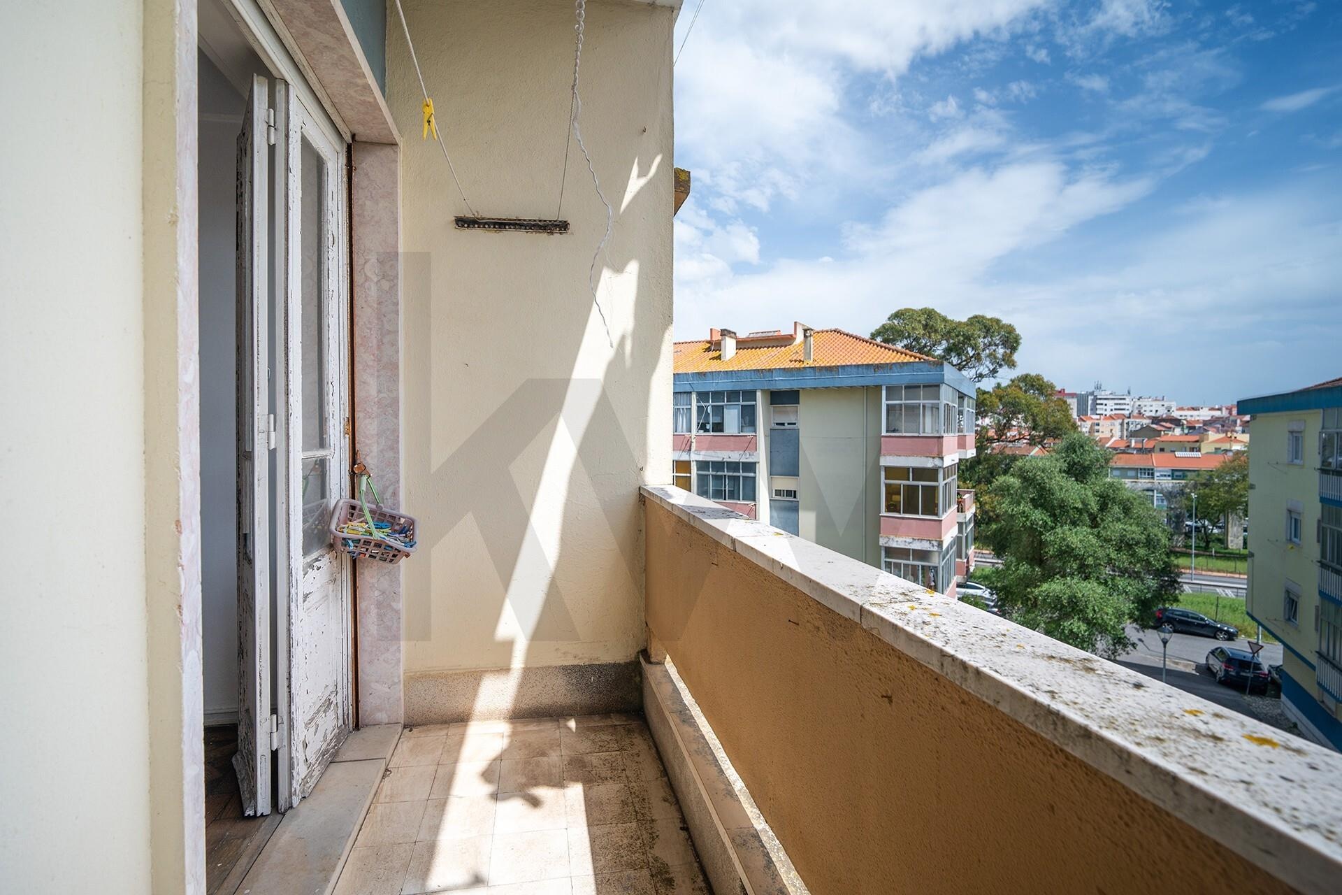 Apartamento T2 à Venda em Queluz - Lisboa - Portugal - 8