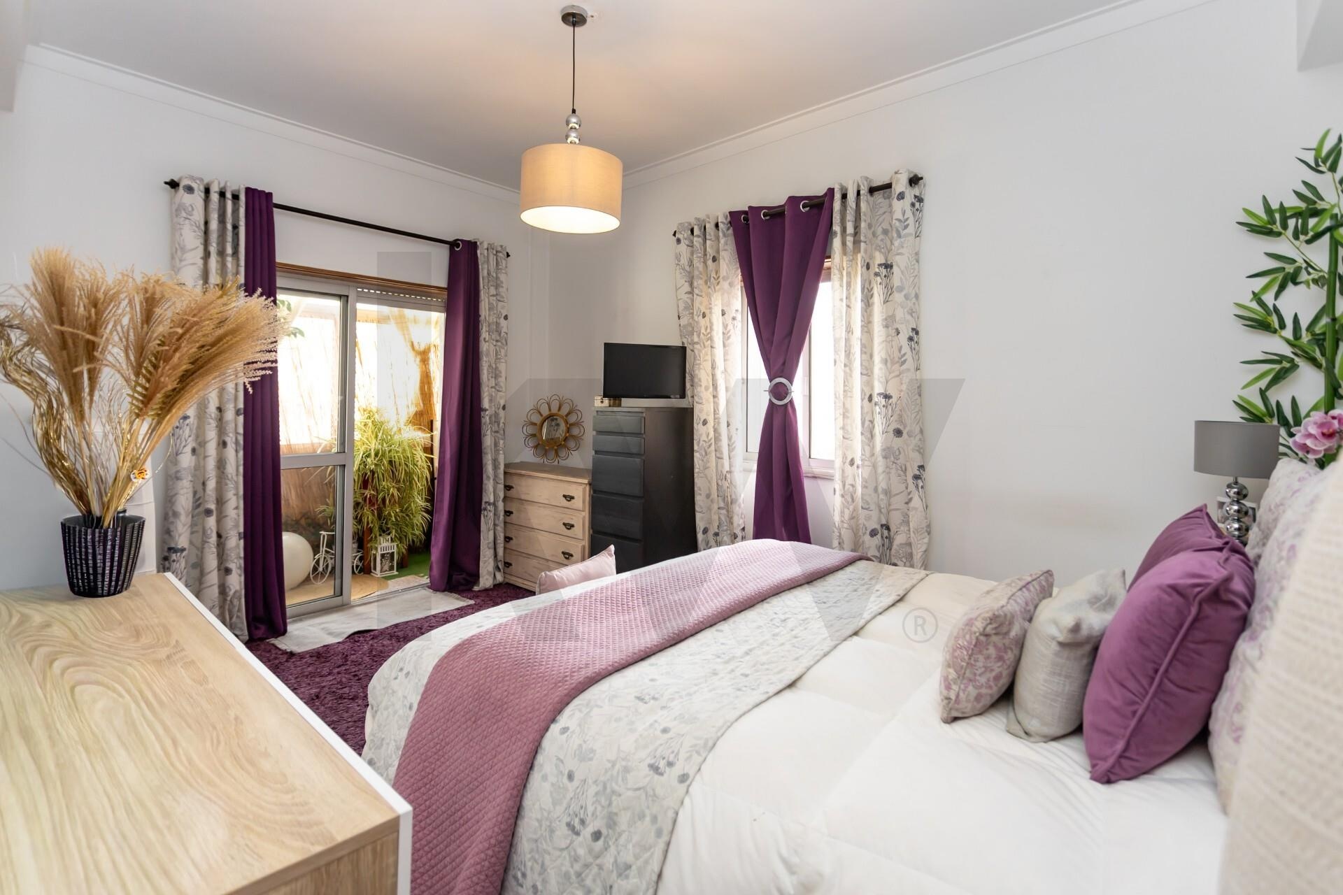 Apartamento T2 à Venda em Seixal - Portugal - 2