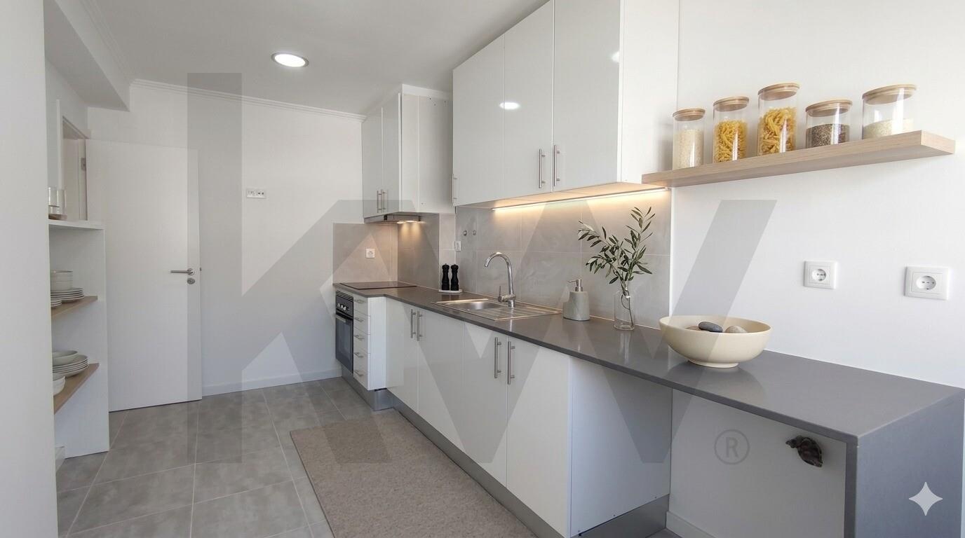 Apartamento T2 à Venda em Seixal - Portugal - 1