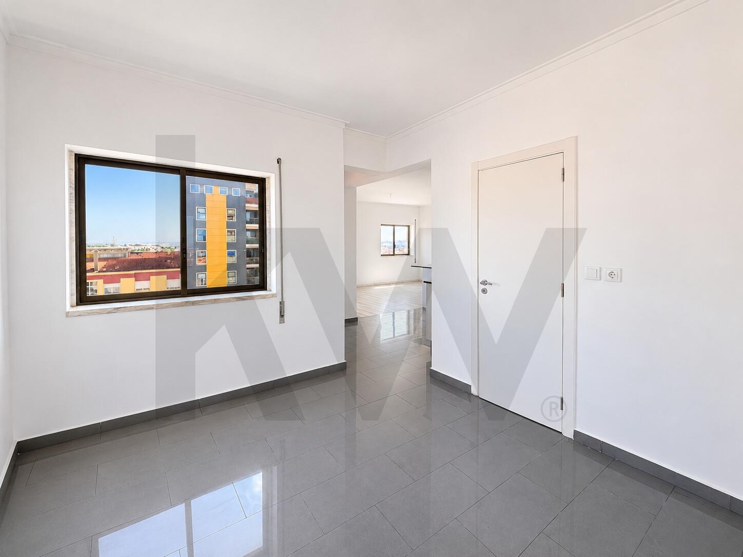 Apartamento T2 à Venda em Seixal - Portugal - 8