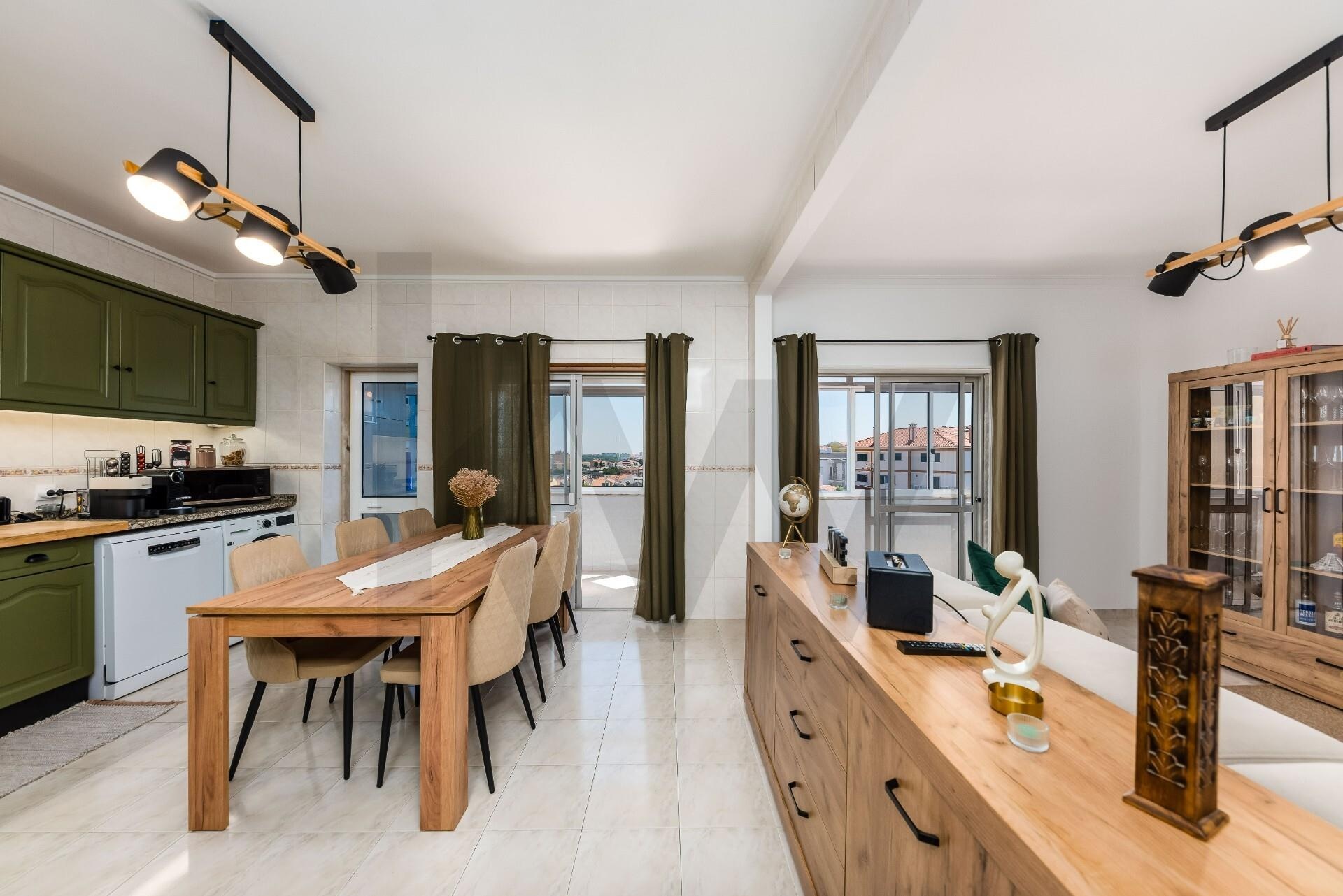 Apartamento T2 à Venda em Seixal - Portugal - 4