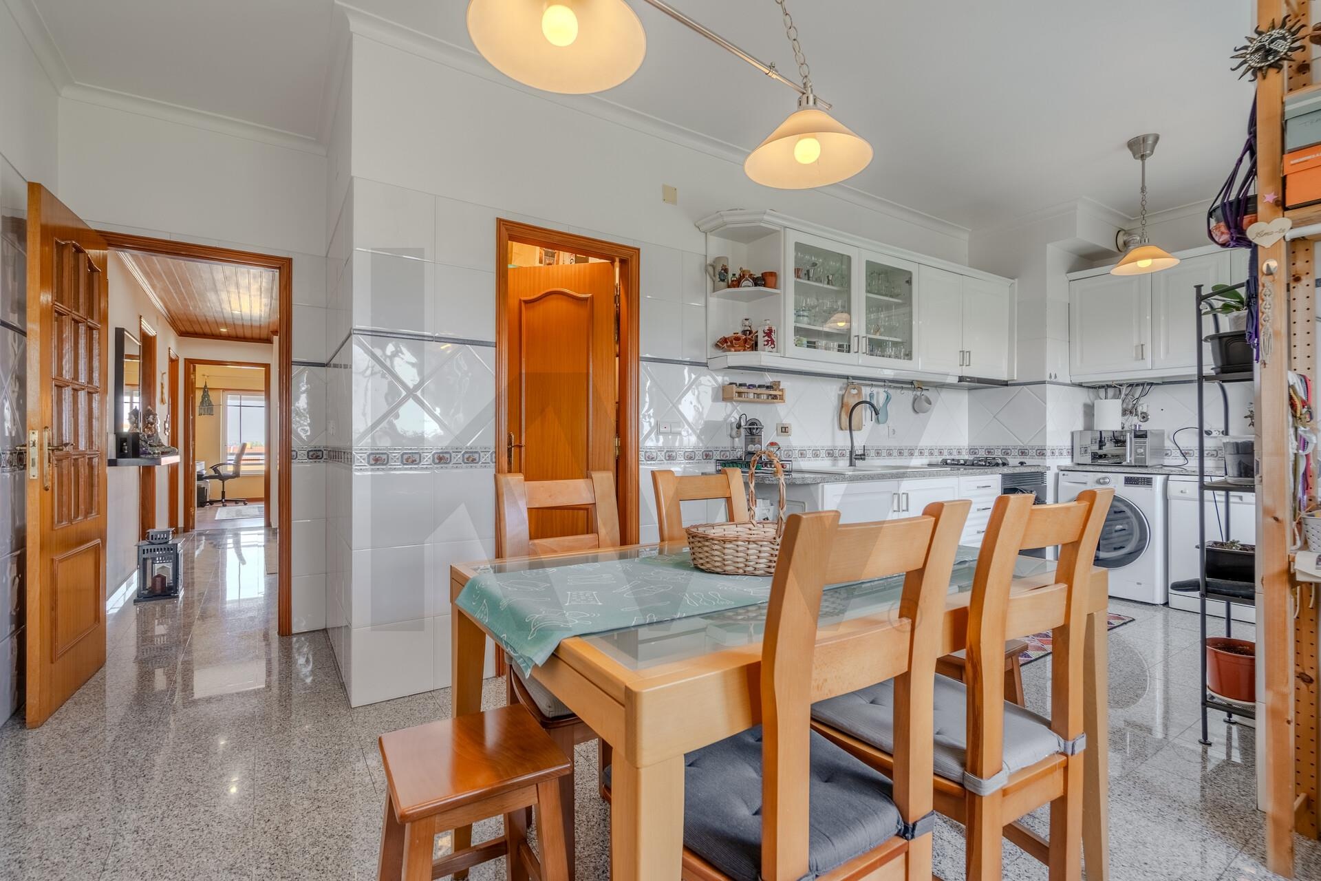 Apartamento T2 à Venda em Seixal - Portugal - 8