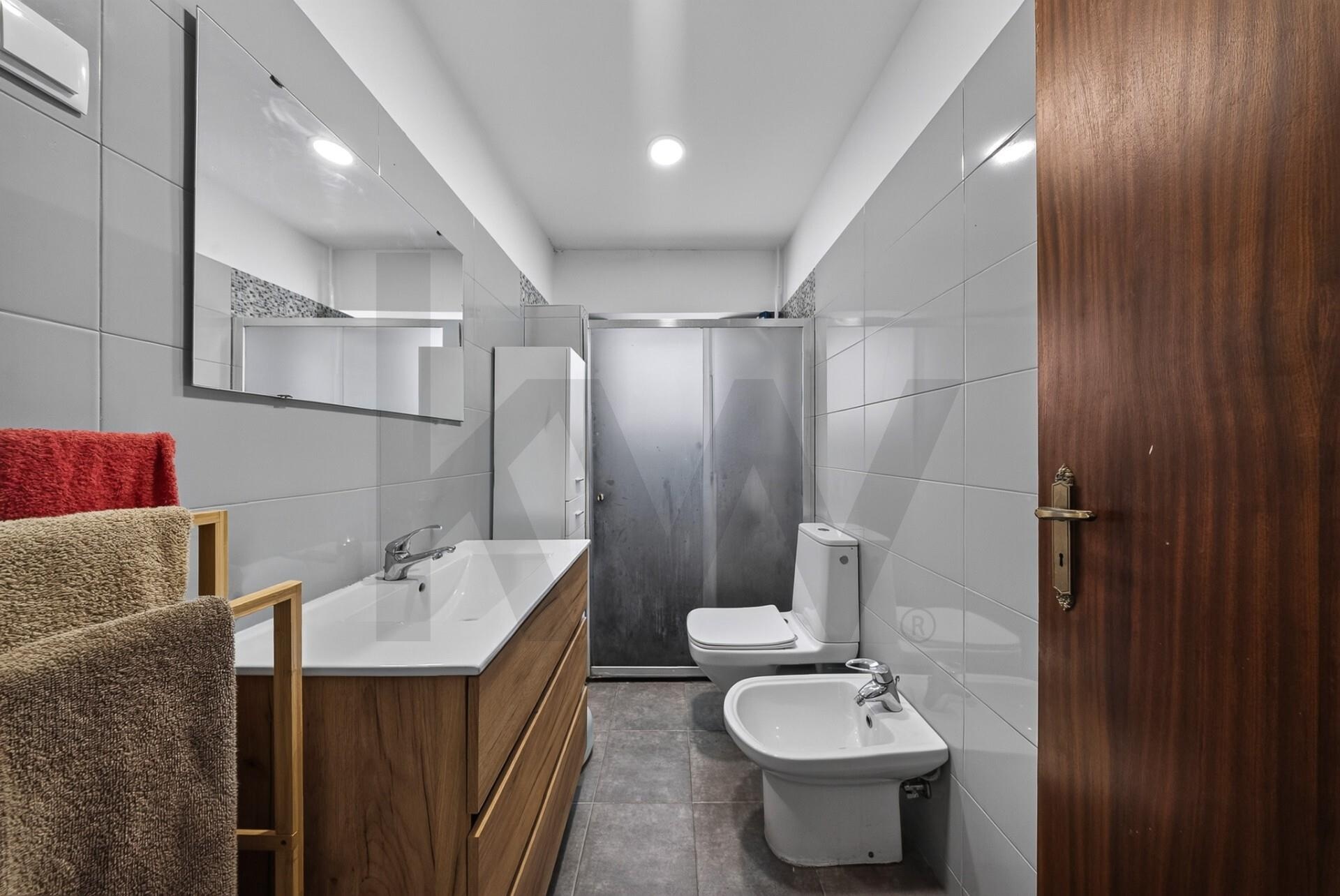 Apartamento T2 à Venda em Seixal - Portugal - 7