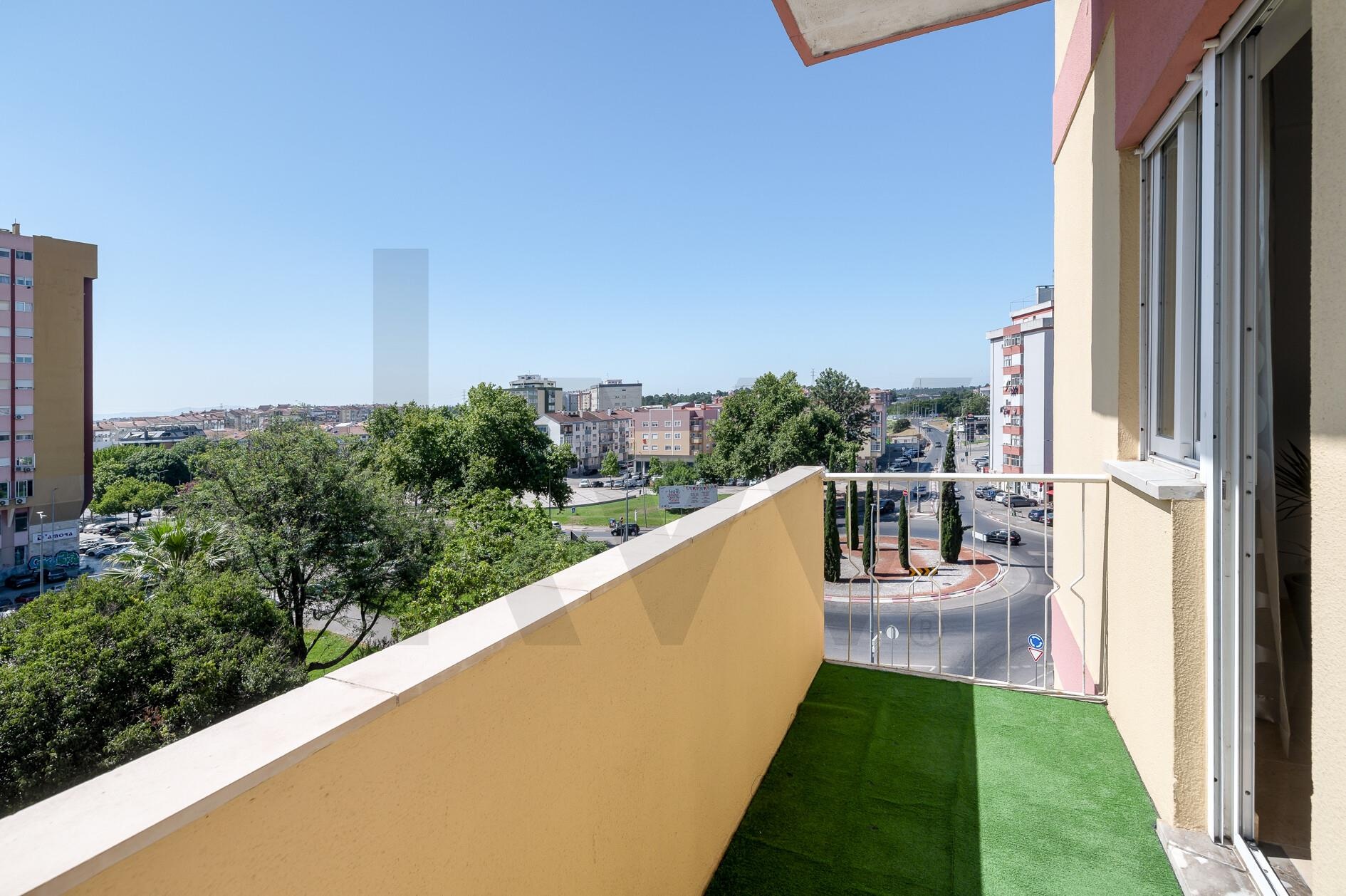 Apartamento T2 à Venda em Seixal - Portugal - 6