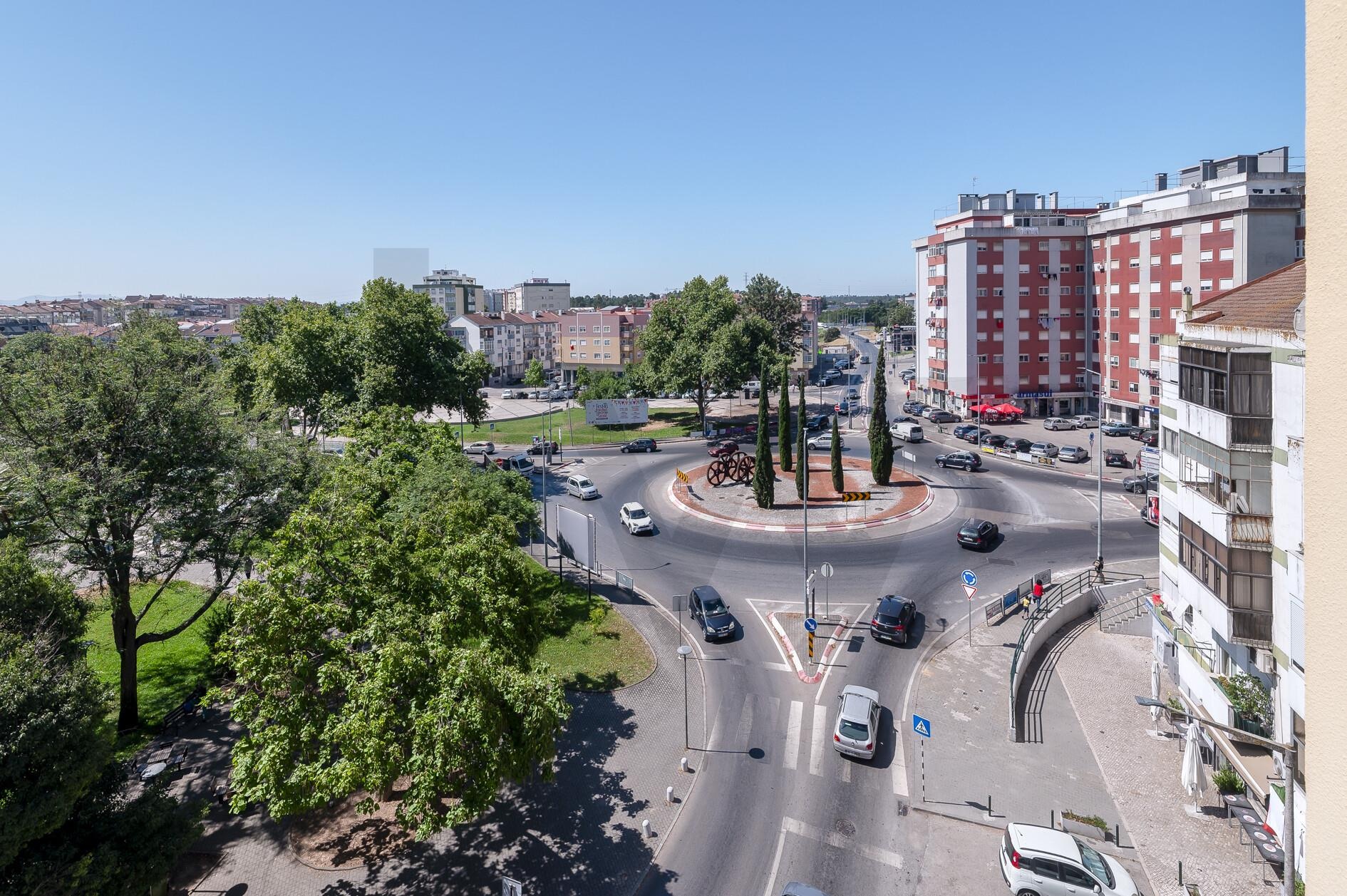 Apartamento T2 à Venda em Seixal - Portugal - 8