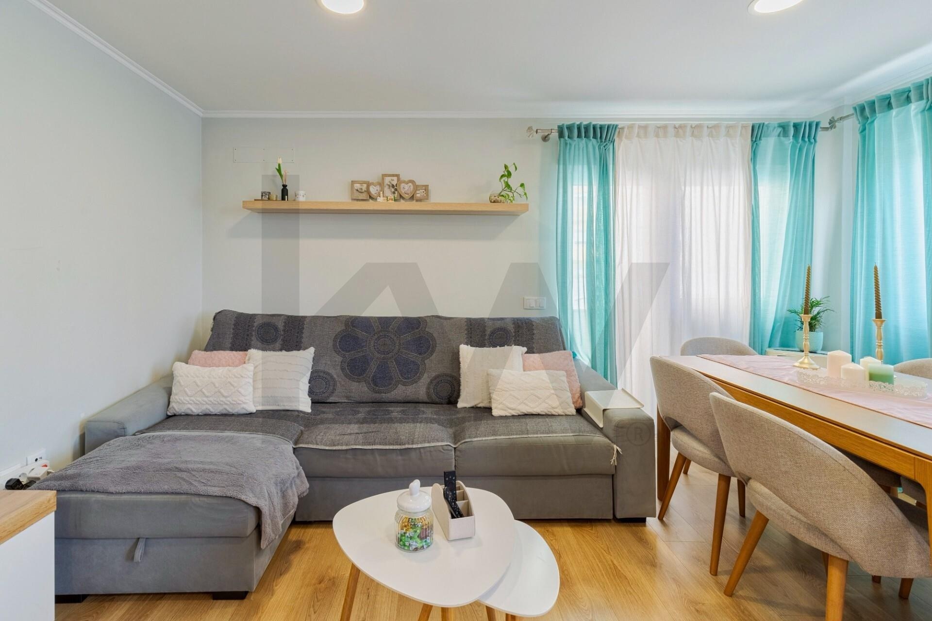 Apartamento T2 à Venda em Setúbal - Portugal - 2