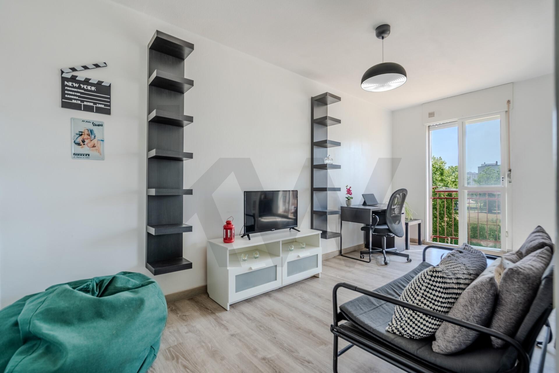 2 Bedroom Apartment for Sale in Vale Da Amoreira - Setúbal - Portugal - 2