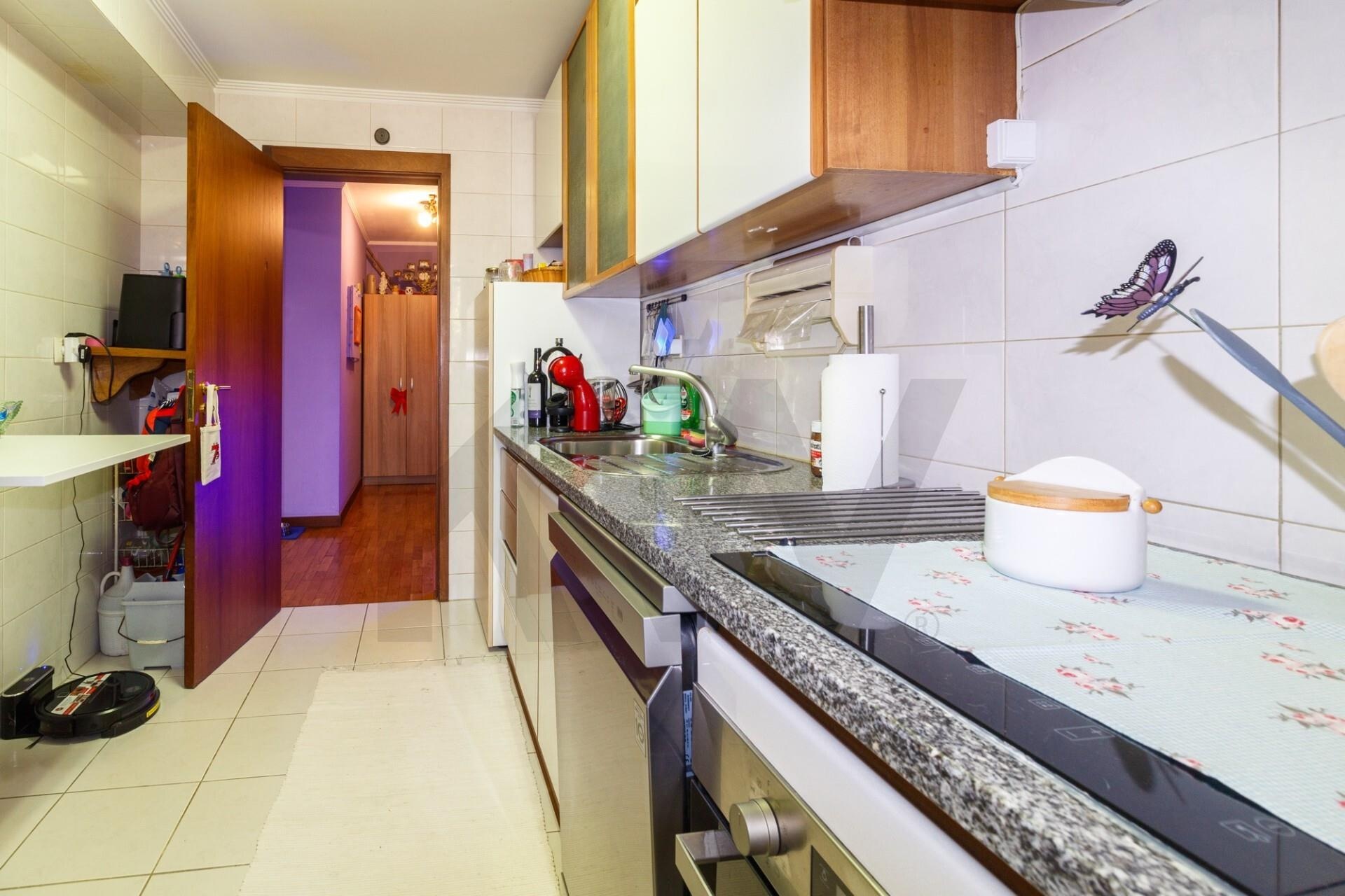 Apartamento de 2 dormitorios en venta en Vila Nova De Gaia - Porto - Portugal - 3