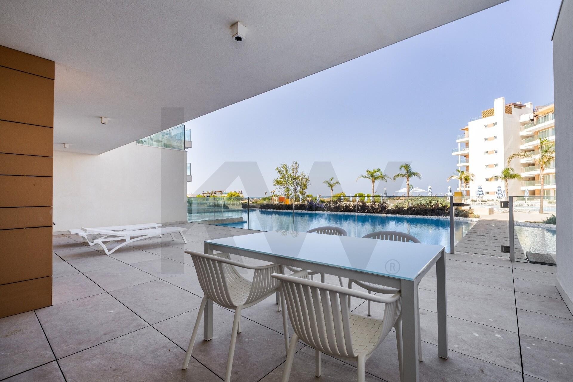 Apartamento T2 à Venda em Vilamoura - Algarve - Portugal - 1