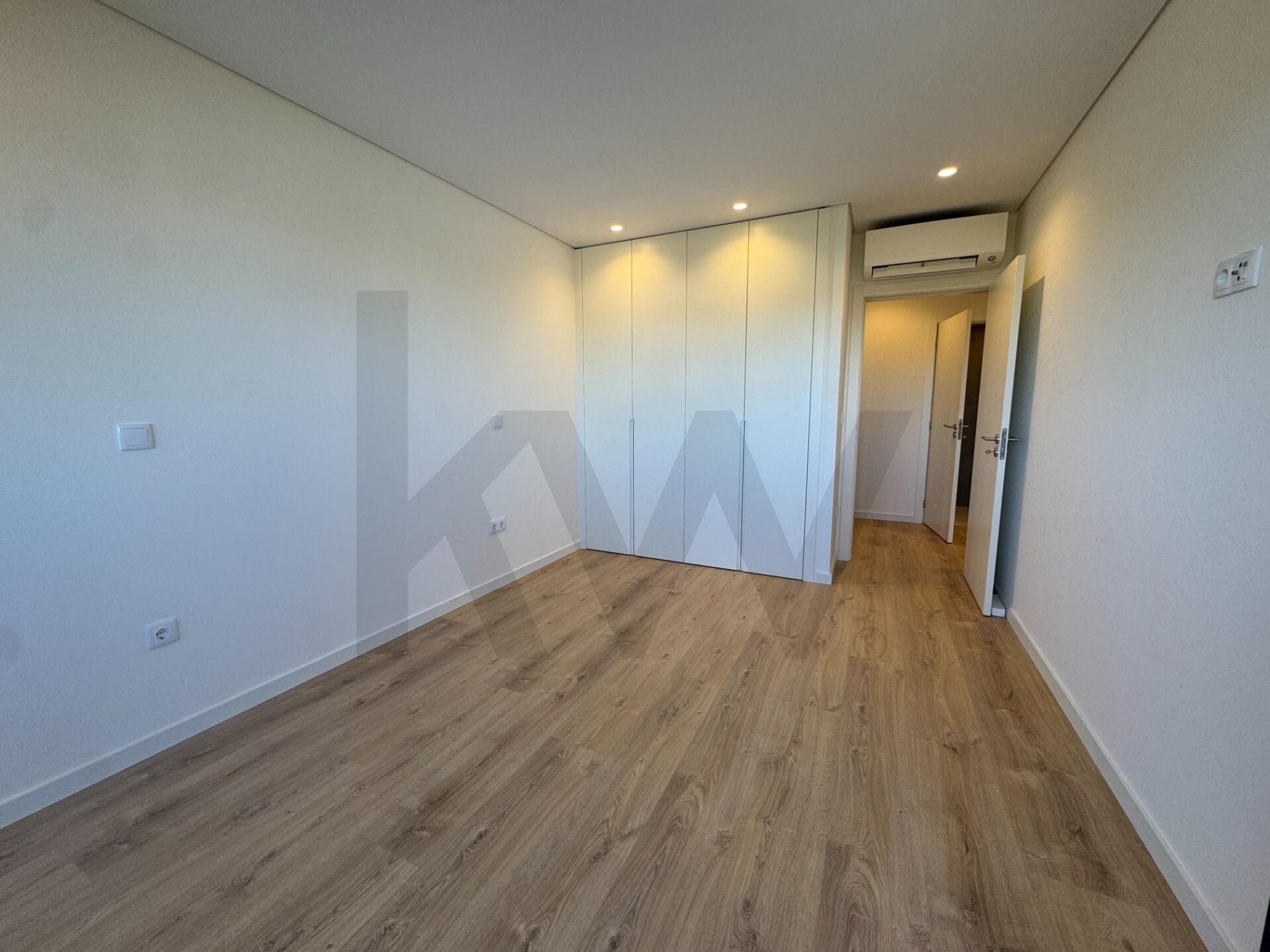 Apartamento T2 à Venda em Viseu - Portugal - 6