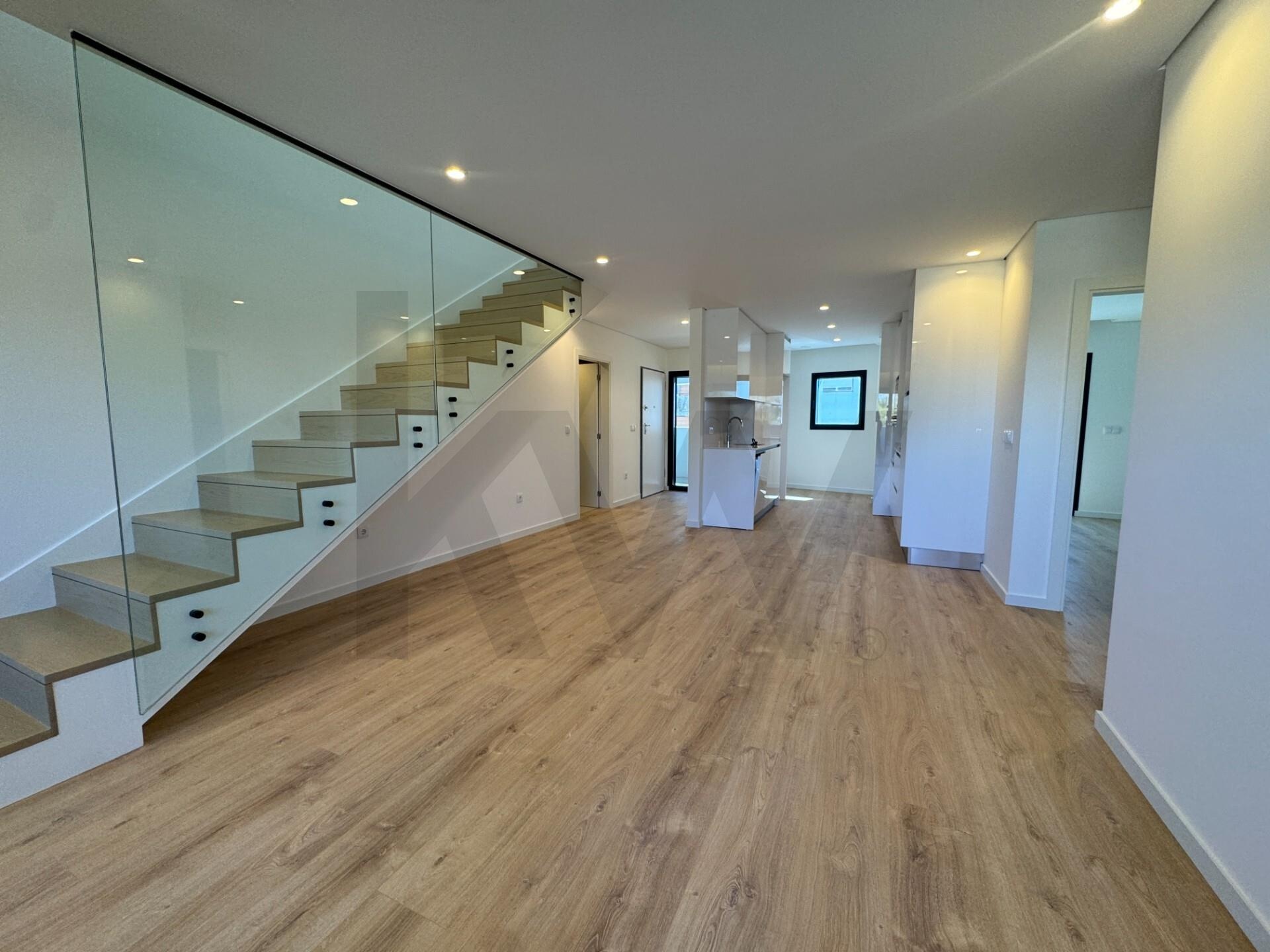Apartamento T2 à Venda em Viseu - Portugal - 1