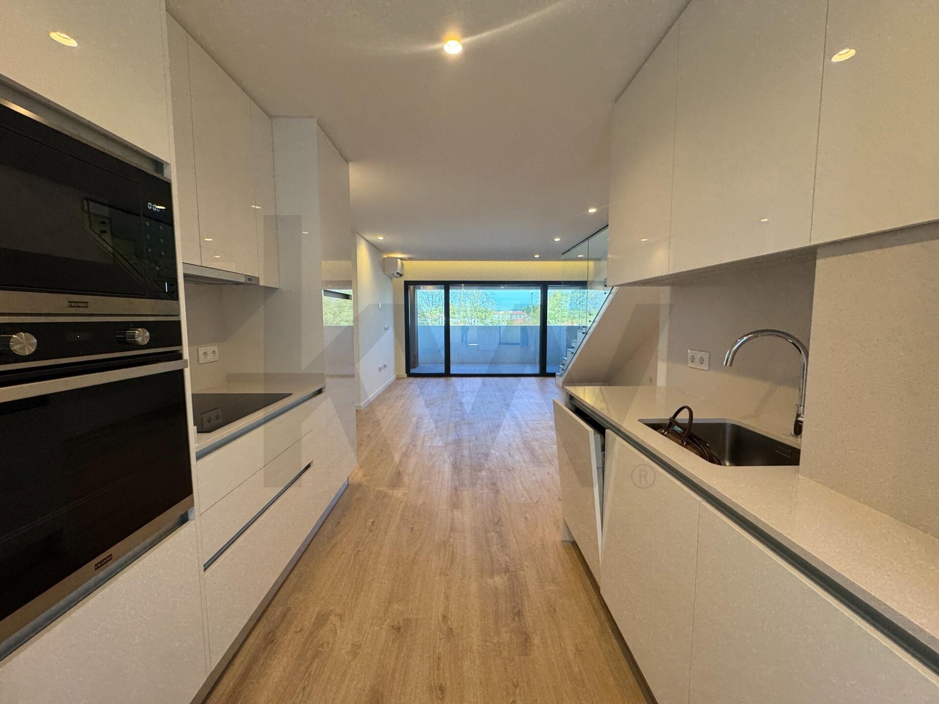 Apartamento T2 à Venda em Viseu - Portugal - 4