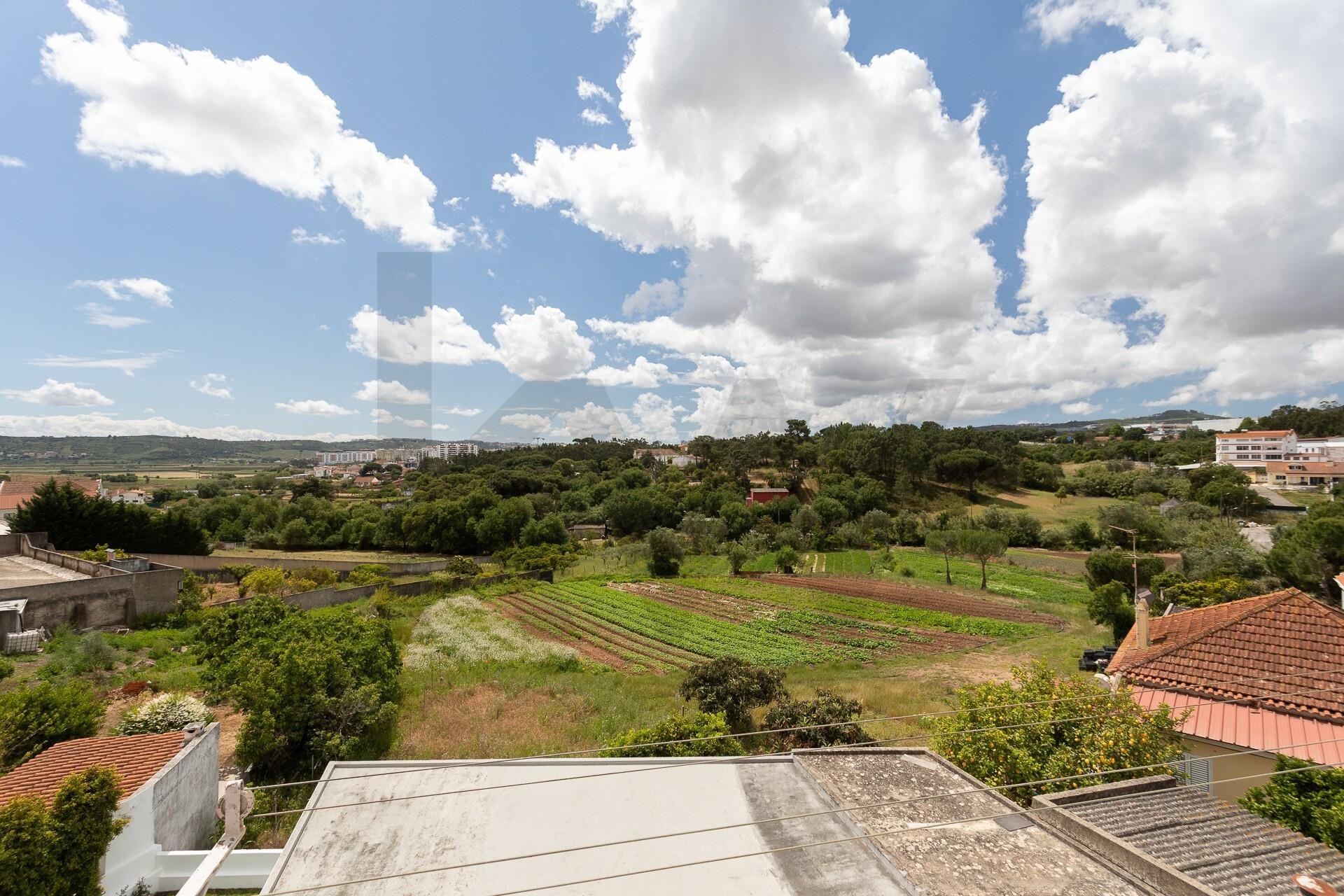 Apartamento T3 à Venda em A-das-lebres - Lisboa - Portugal - 5