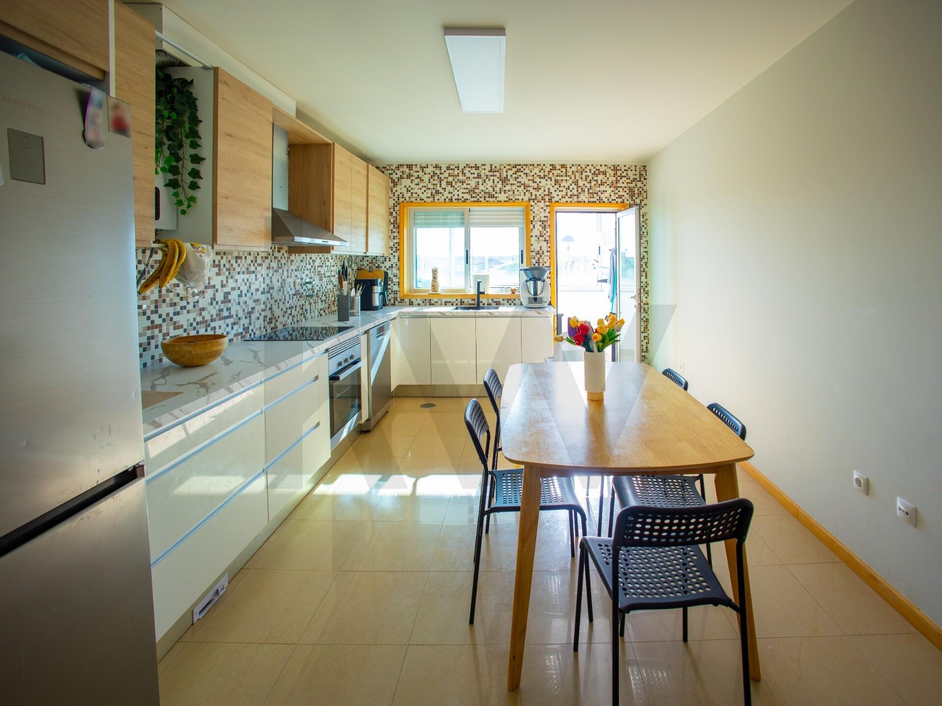 Apartamento T3 à Venda em Agro/barreiras - Aveiro - Portugal - 2