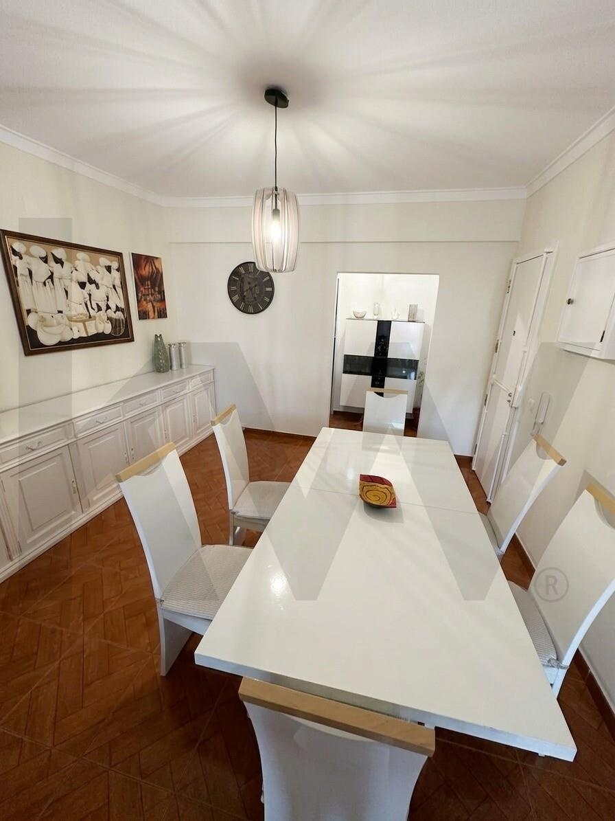 Apartamento T3 à Venda em Agualva-Cacém - Lisboa - Portugal - 2