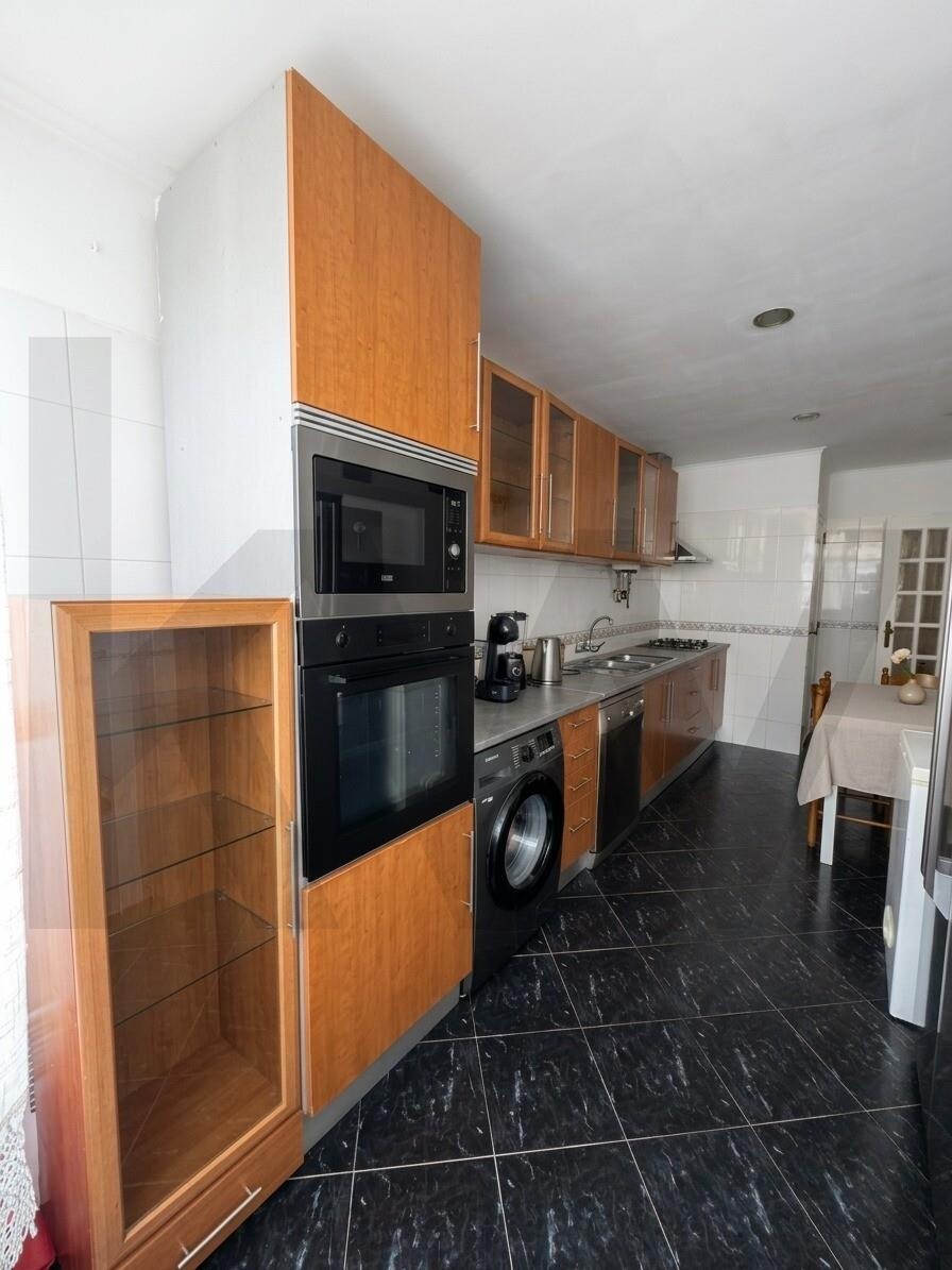 Apartamento T3 à Venda em Agualva-Cacém - Lisboa - Portugal - 4