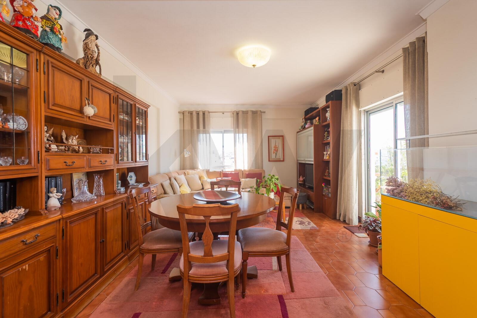 3 Bedroom Home for Sale in Agualva-cacém - Lisbon - Portugal - 4