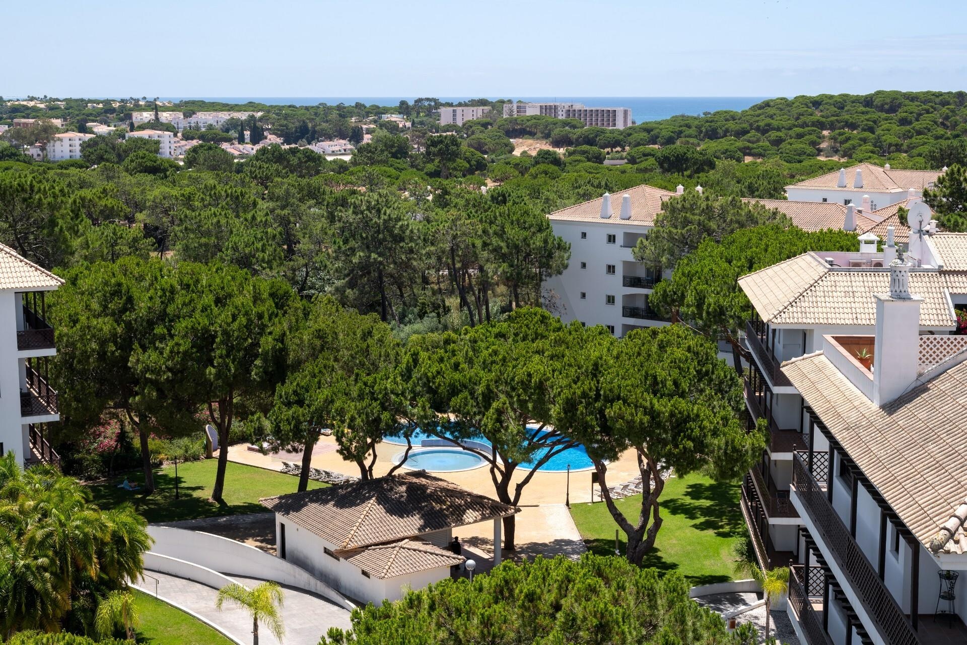 Apartamento T3 à Venda em Albufeira - Algarve - Portugal - 1