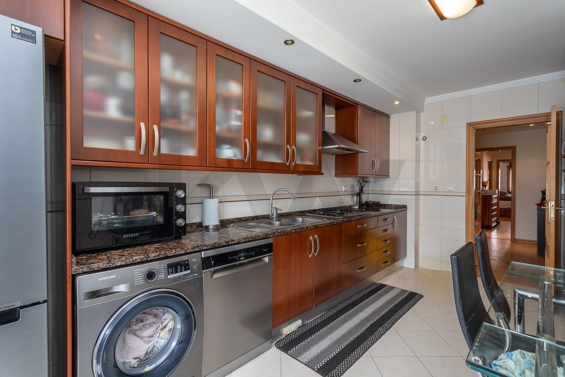 Apartamento T3 à Venda em Alcabideche - Lisboa - Portugal - 3