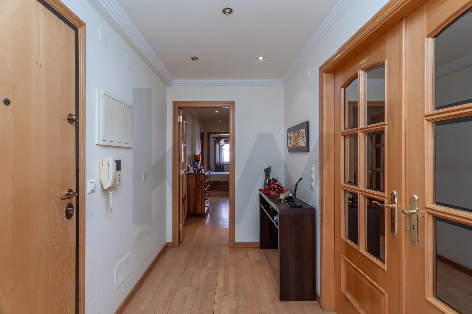 Apartamento T3 à Venda em Alcabideche - Lisboa - Portugal - 4