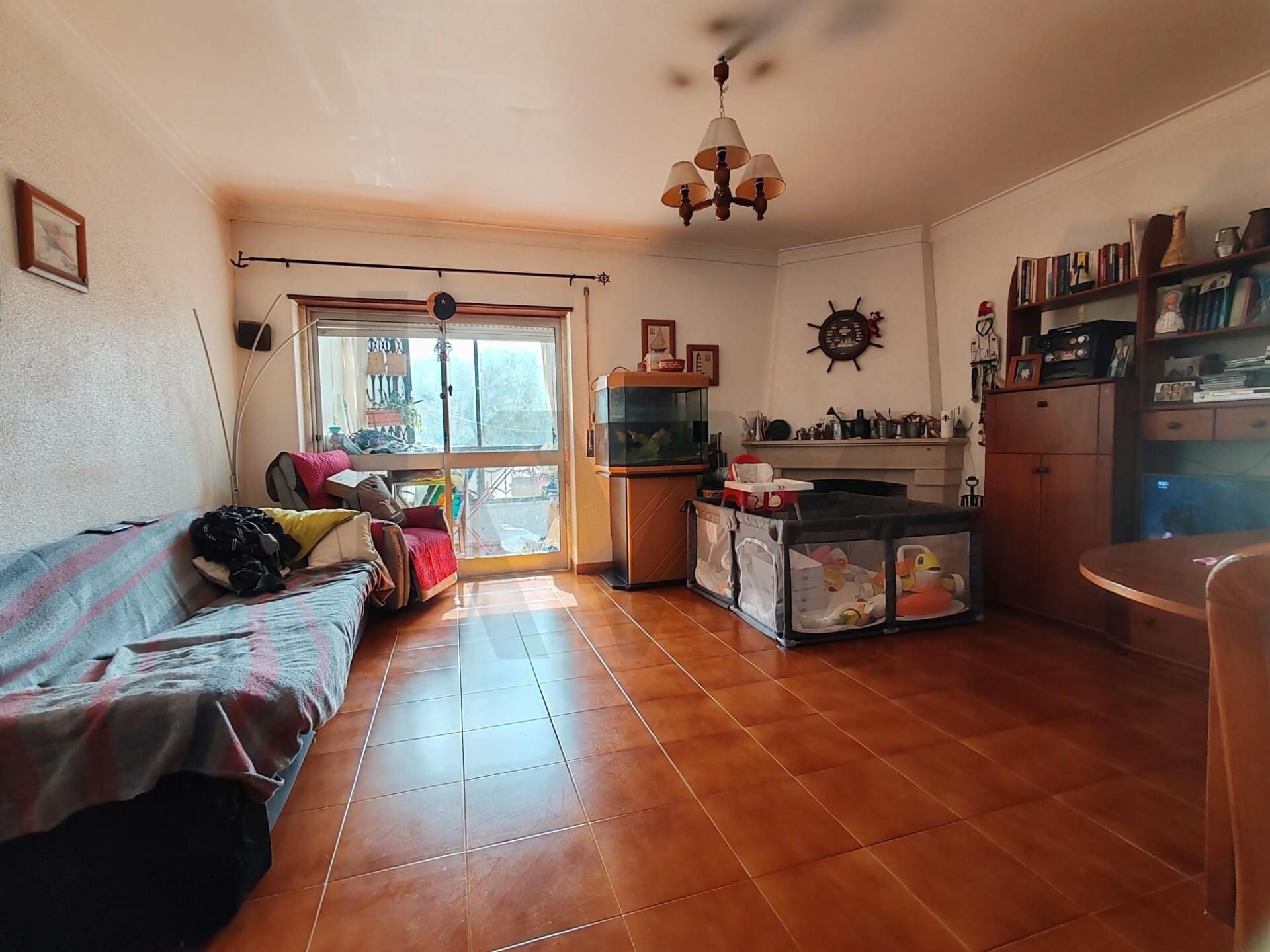 Apartamento T3 à Venda em Alcabideche - Lisboa - Portugal - 1