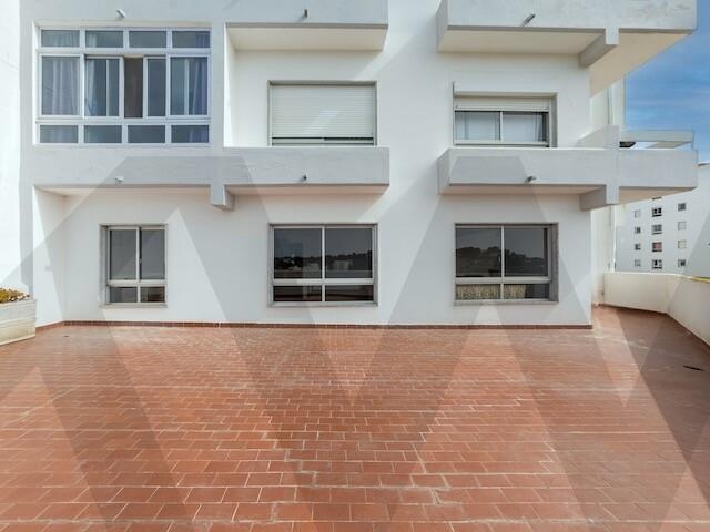 Apartamento T3 à Venda em Alcabideche - Lisboa - Portugal - 3