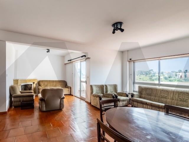 Apartamento T3 à Venda em Alcabideche - Lisboa - Portugal - 4