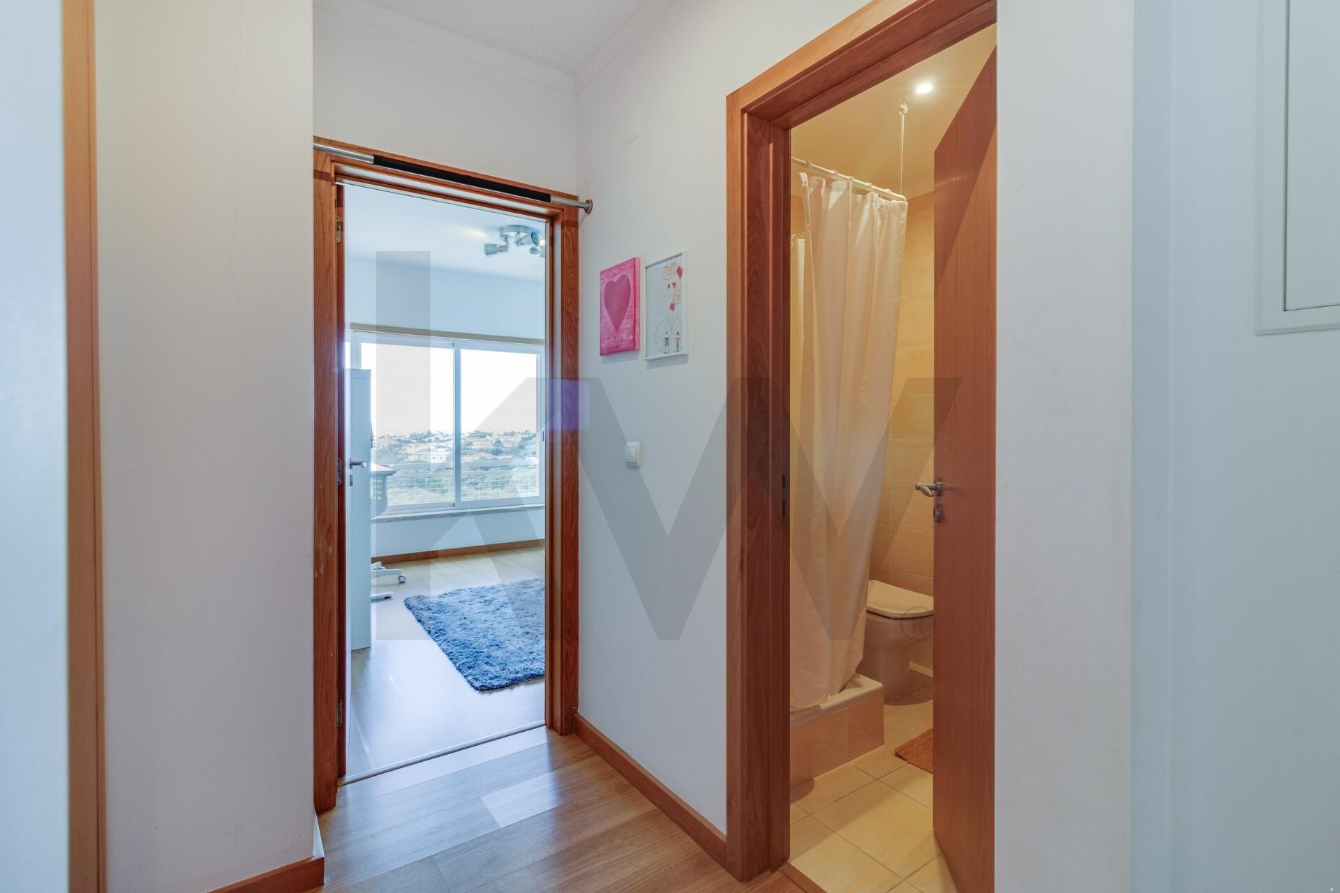 Apartamento T3 à Venda em Alcabideche - Lisboa - Portugal - 3