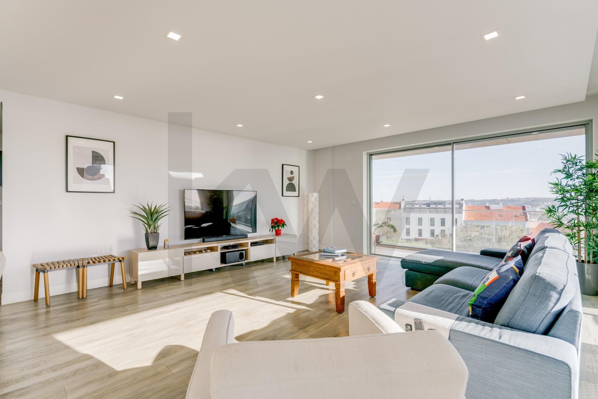 Apartamento T3 à Venda em Algés - Lisboa - Portugal - 6