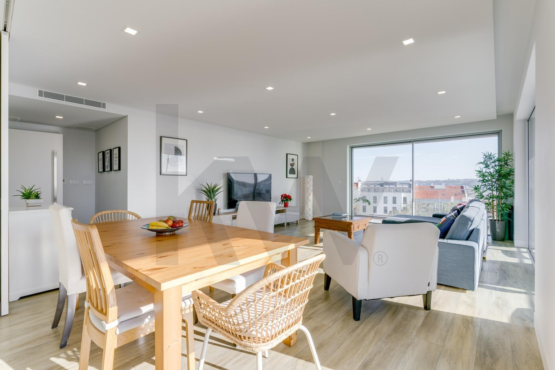 Apartamento T3 à Venda em Algés - Lisboa - Portugal - 7