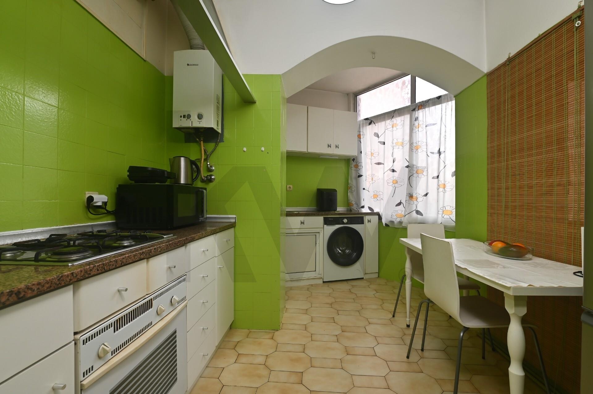 Apartamento T3 à Venda em Algés - Lisboa - Portugal - 1