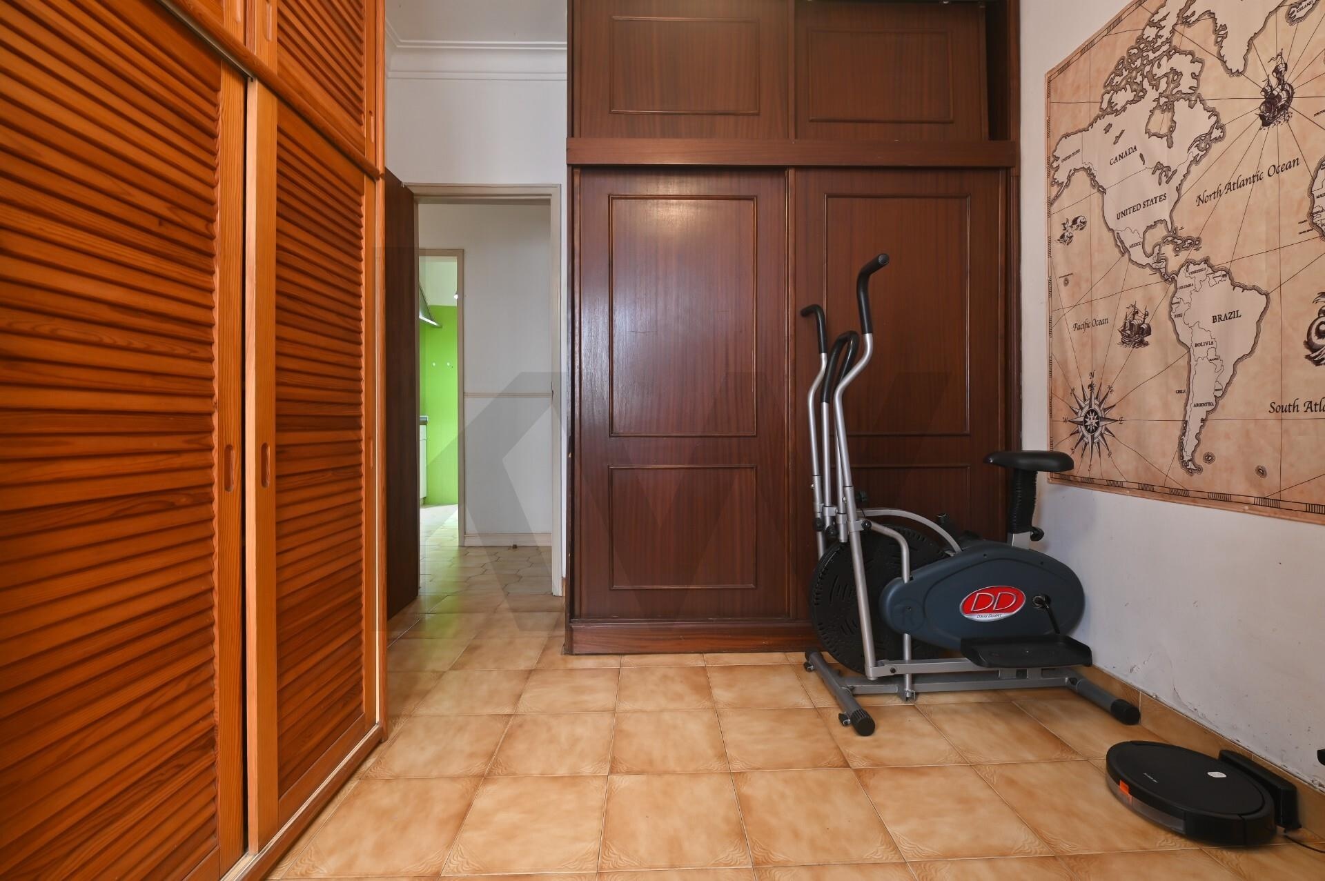 Apartamento T3 à Venda em Algés - Lisboa - Portugal - 8