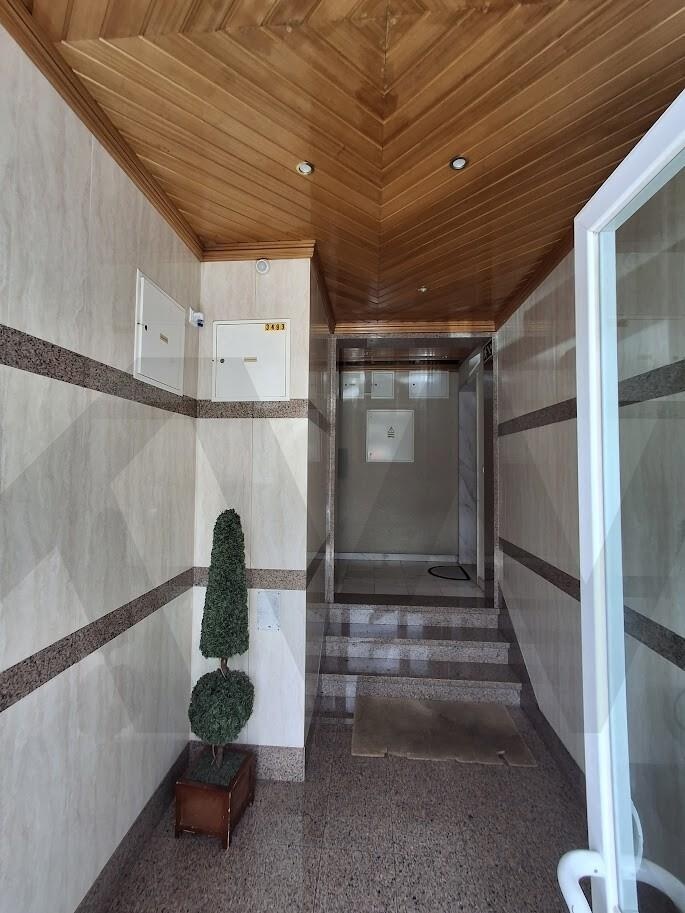 Apartamento T3 à Venda em Algueirão - Lisboa - Portugal - 3