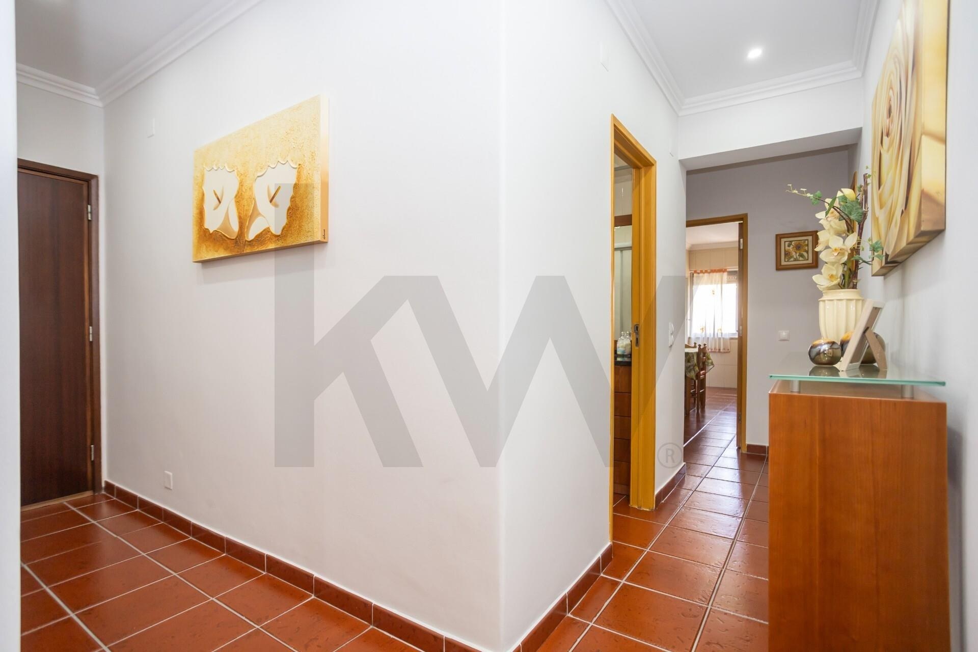 Apartamento T3 à Venda em Almada - Setúbal - Portugal - 7