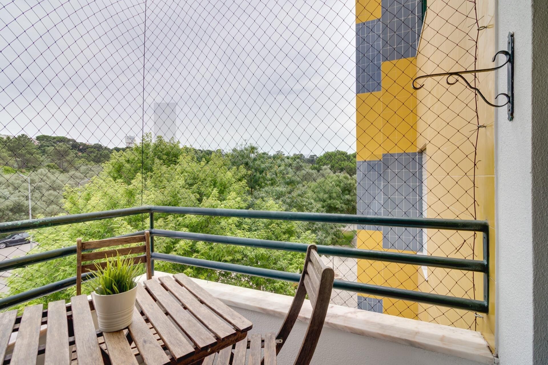 Apartamento T3 à Venda em Almada - Setúbal - Portugal - 8