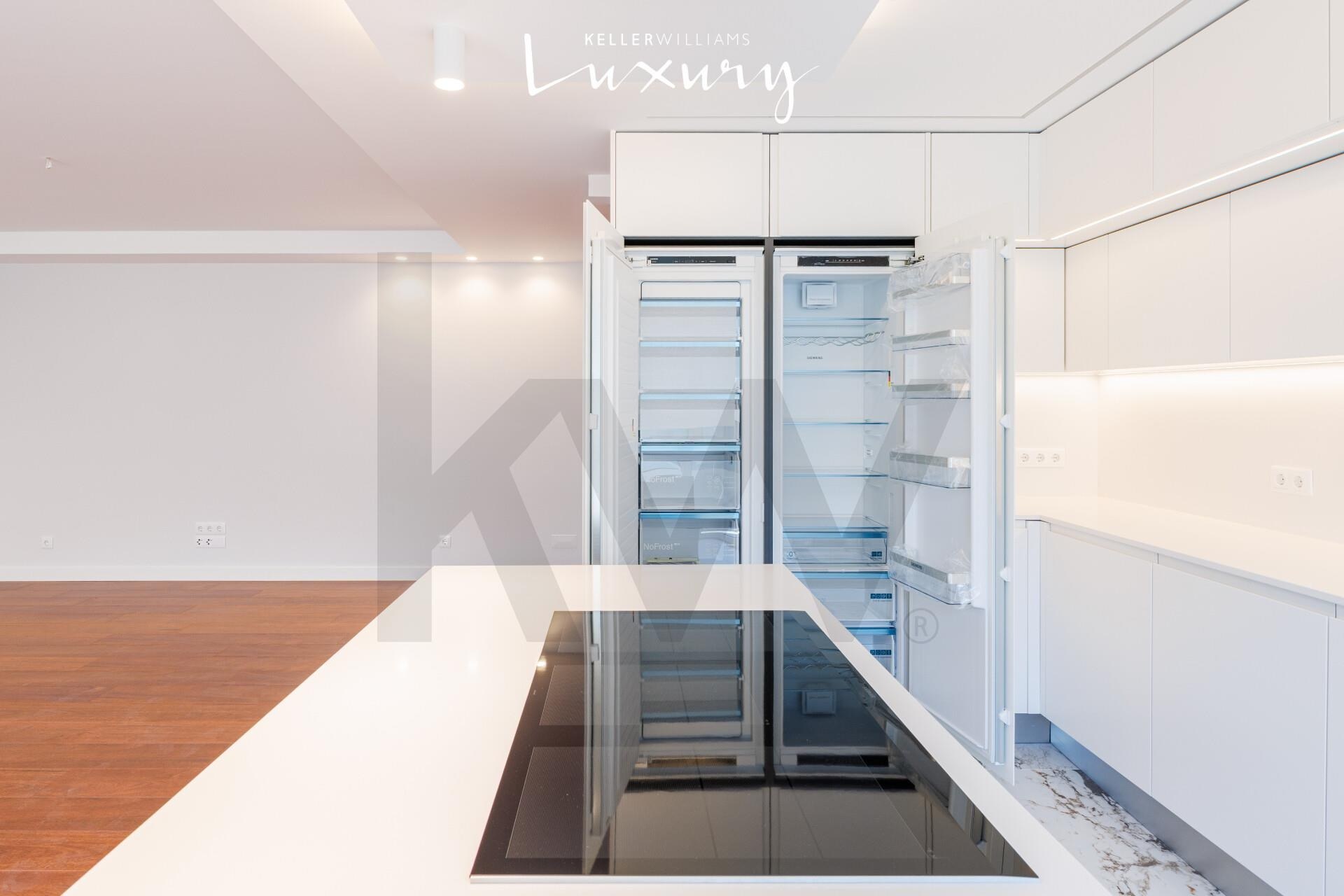 Apartamento T3 à Venda em Almada - Setúbal - Portugal - 6