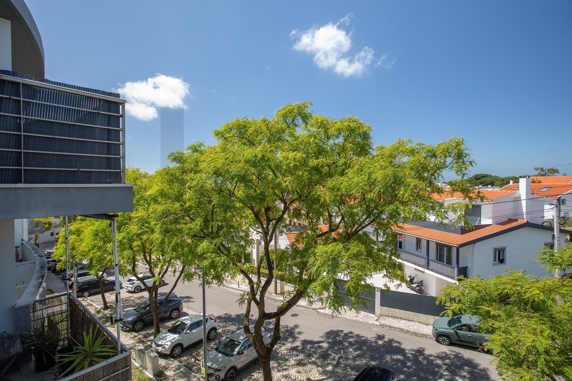 Apartamento T3 à Venda em Almada - Setúbal - Portugal - 8